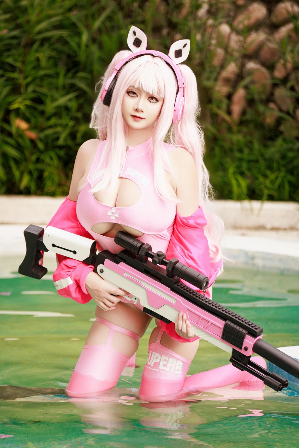 Cosplay 阿雪雪 – 爱丽丝泳装