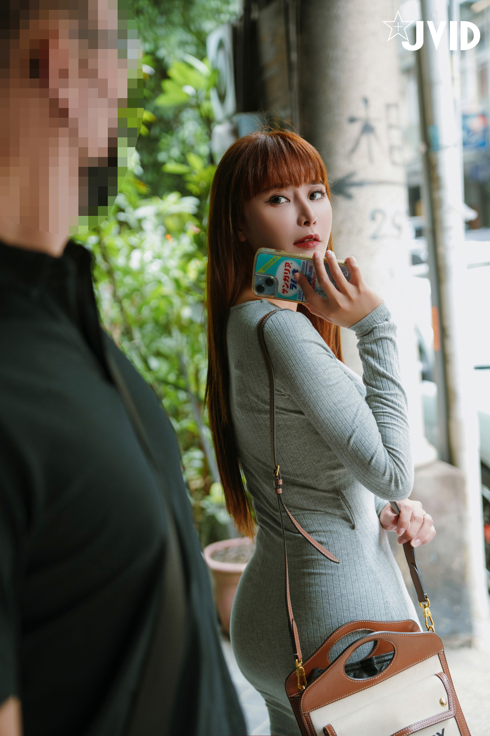 [JVID] 乐乐 – 部下之妻-NTR剧情-在下属面前强奸他老婆