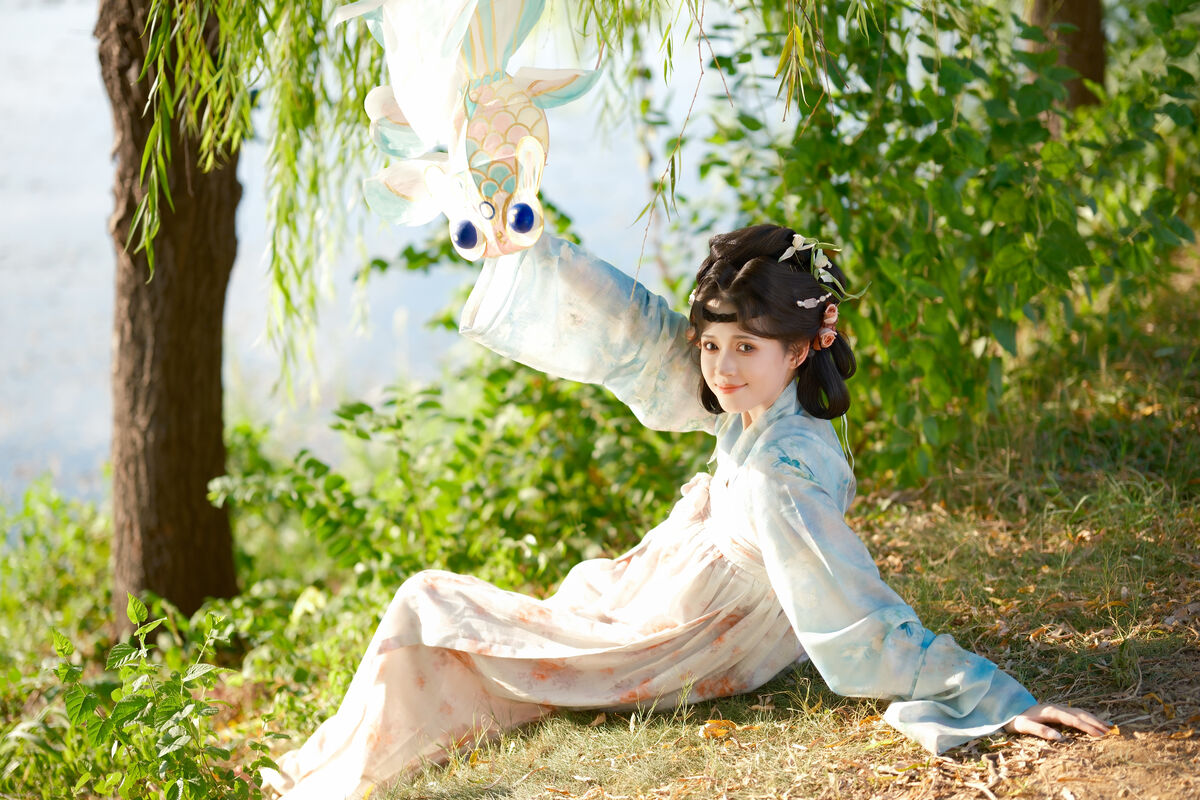YiTuYu艺图语 Vol.10314 Song Bing Jiu Jiu