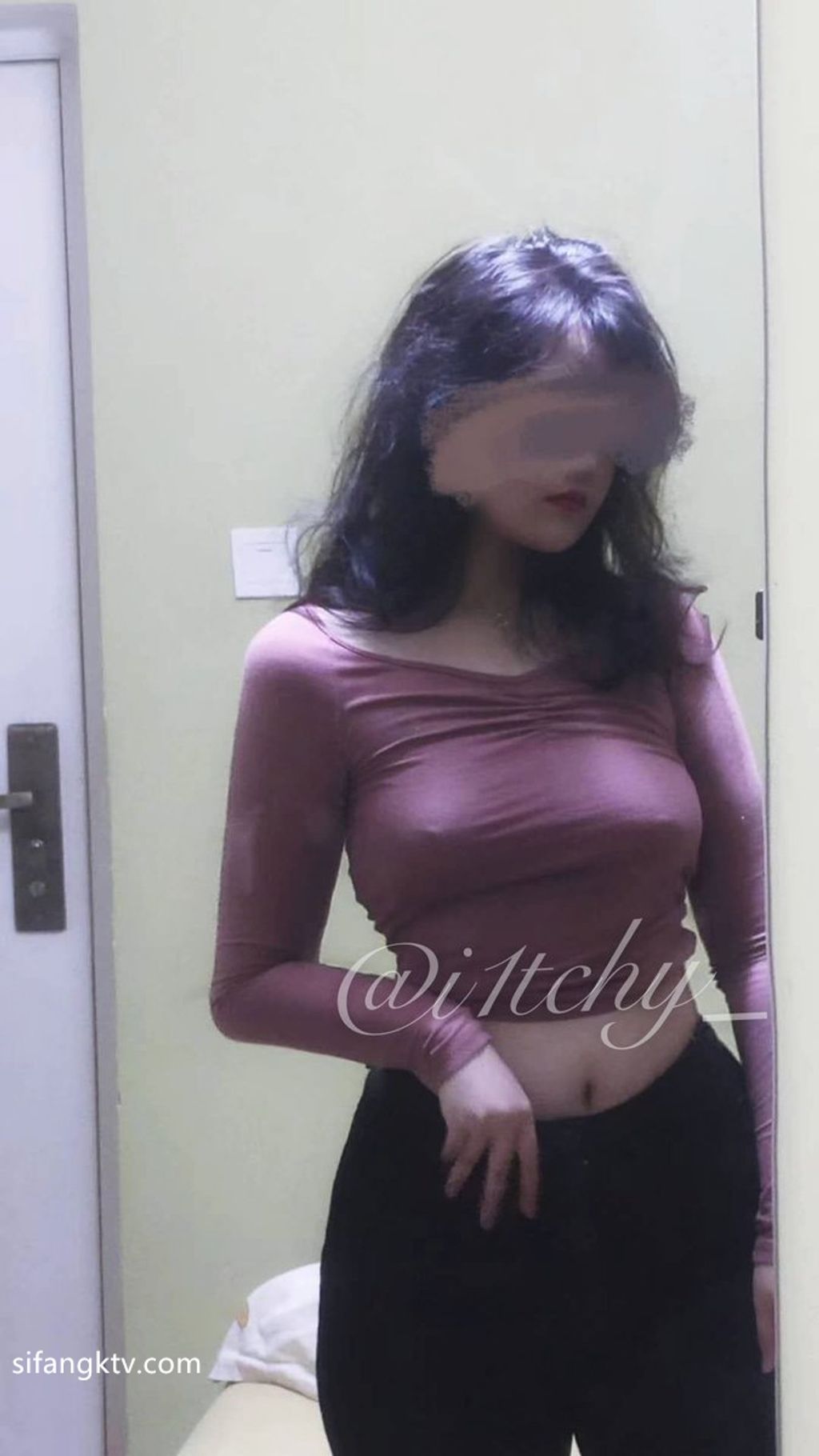 [OtherXXX] itchy： 巨乳蜂腰肥臀 魔鬼身材 私拍福利