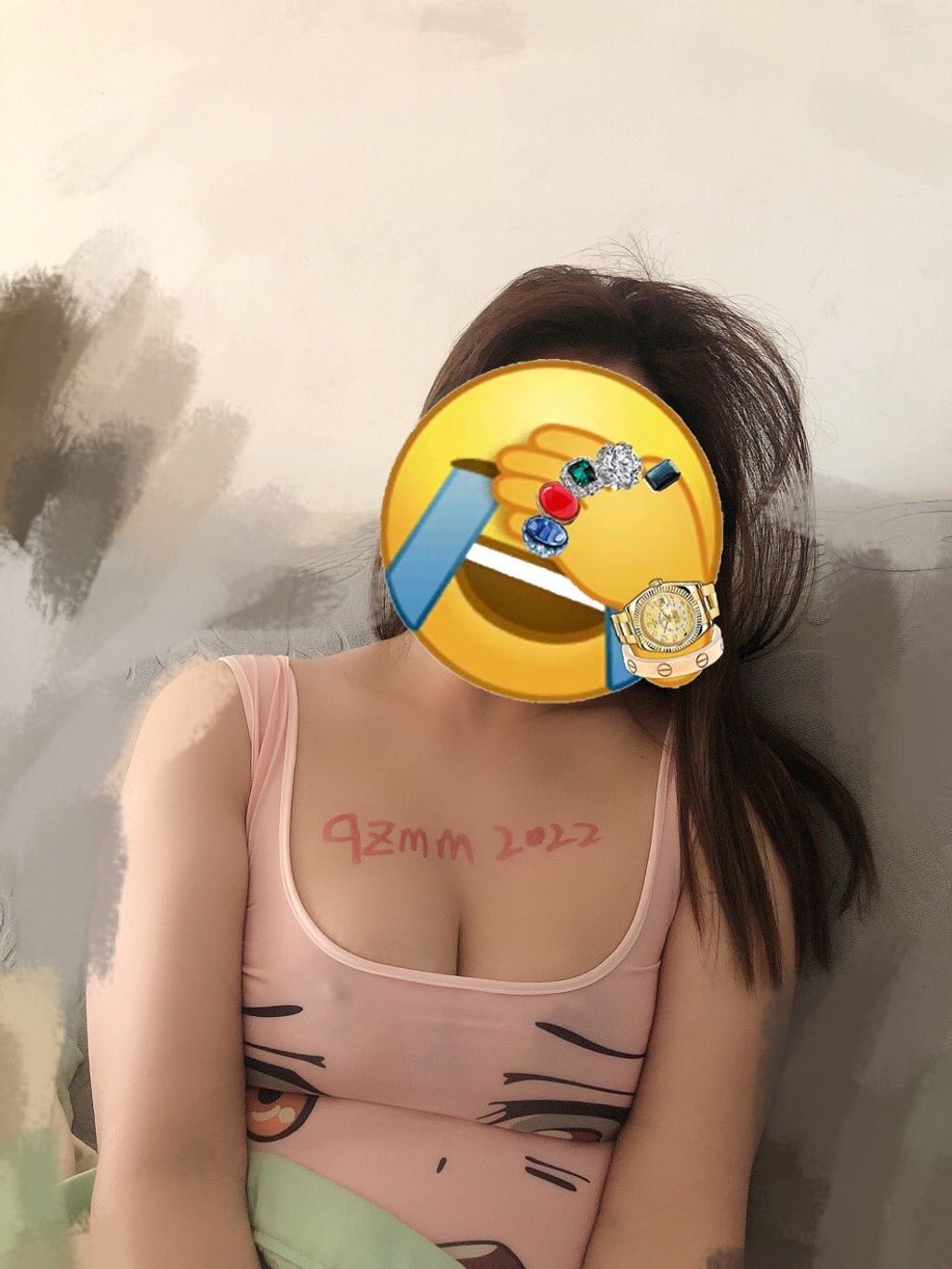 狗婷gxmm： 极品蛮腰肥臀反差母私拍完整版视图