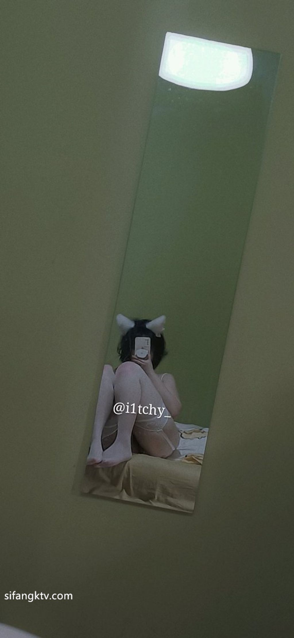 [OtherXXX] itchy： 巨乳蜂腰肥臀 魔鬼身材 私拍福利