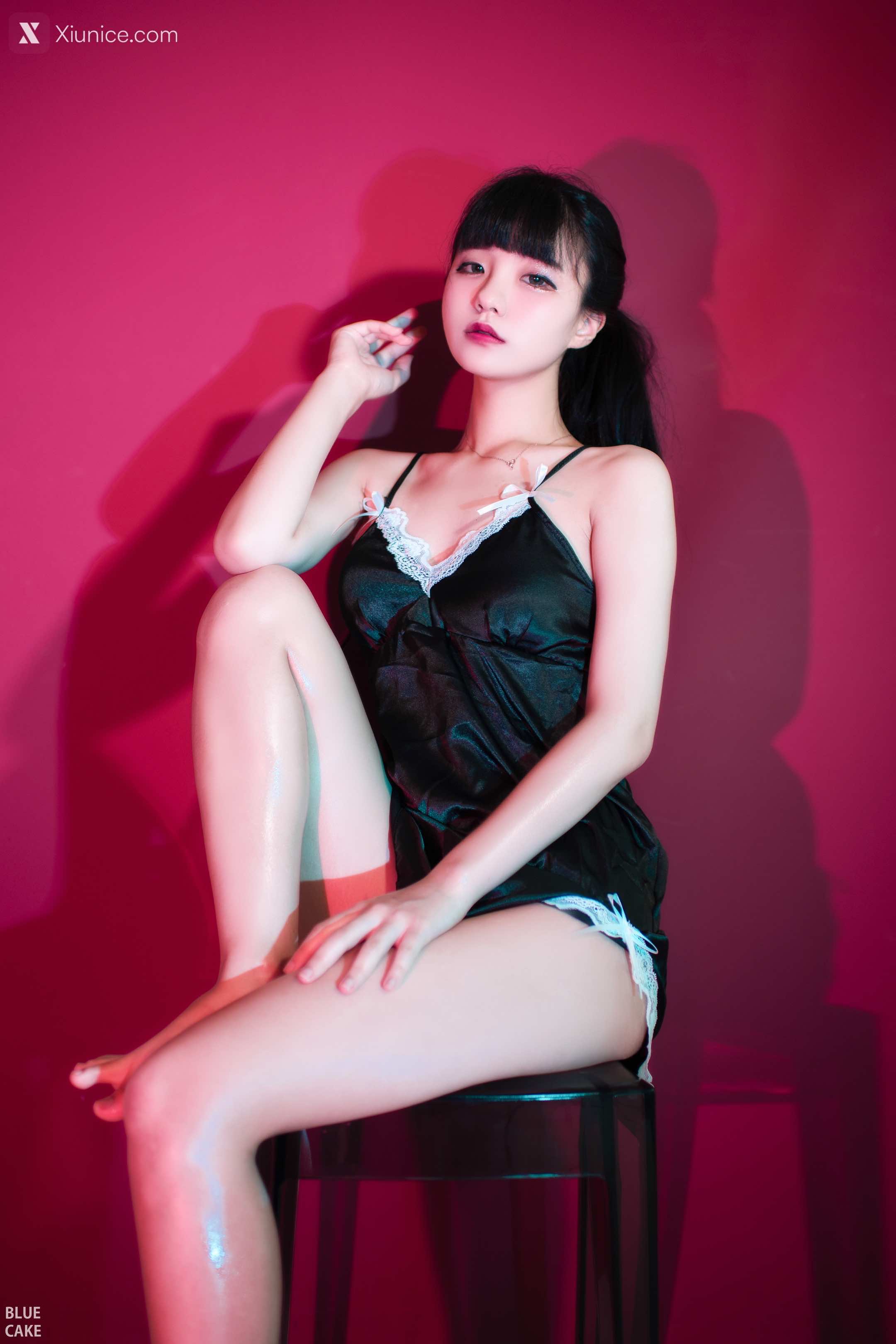 BLUECAKE Jeong Jenny (정제니) – WHITE 4K