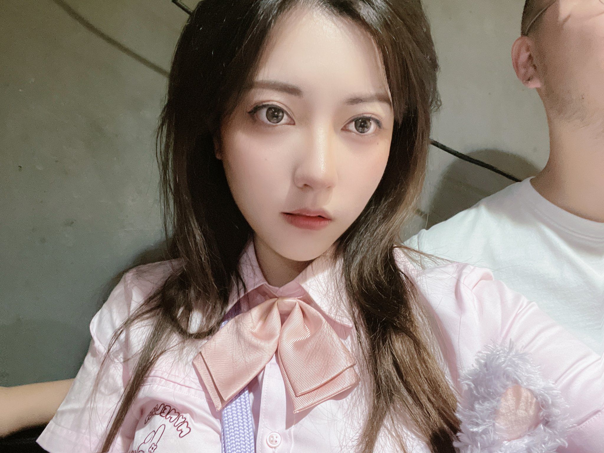 酒月： 极品巨乳 人前露出私拍