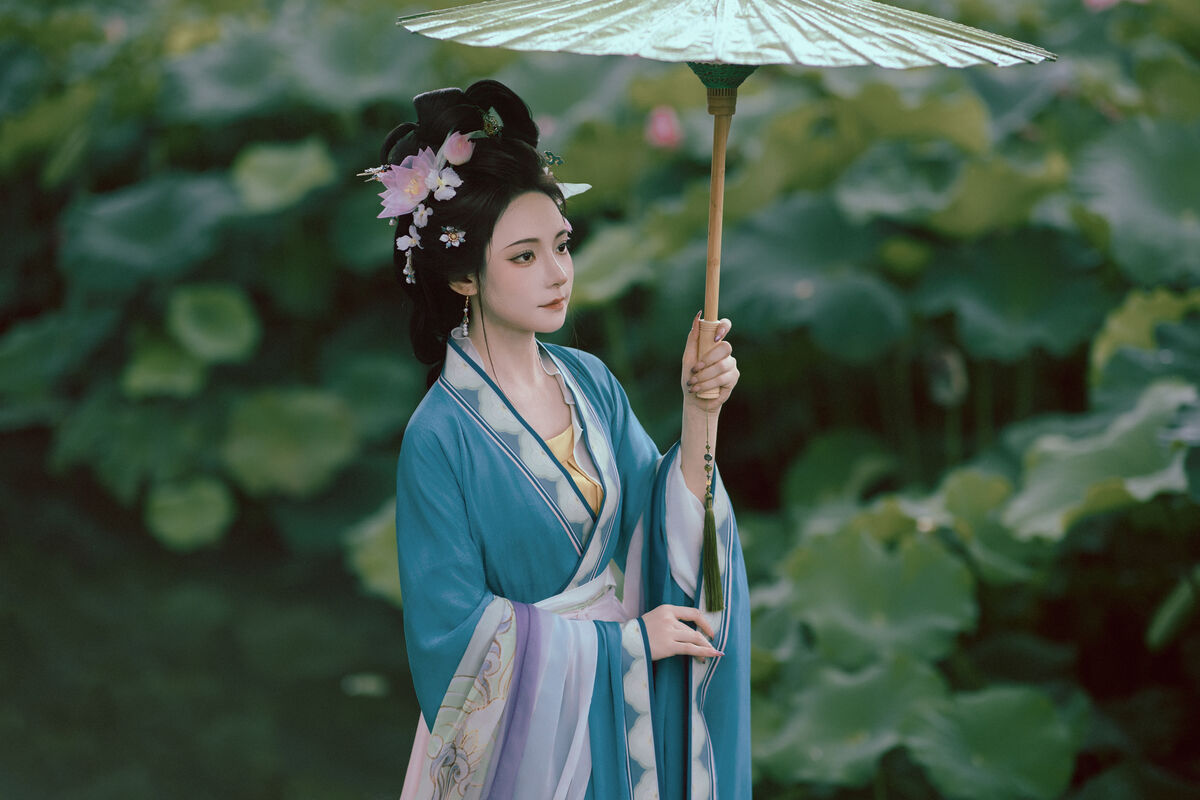 YiTuYu艺图语 Vol.10246 Ai Mo Li