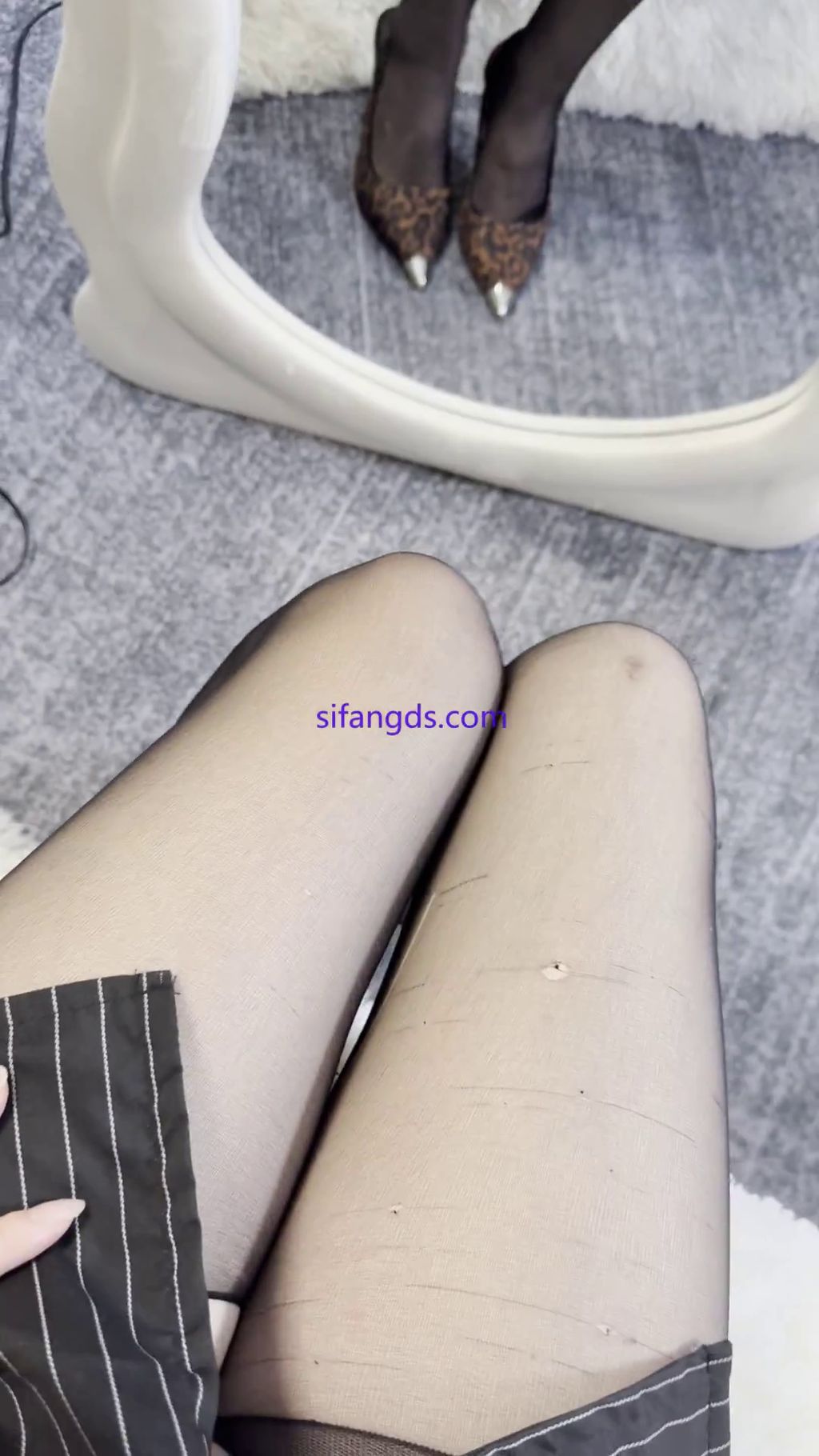 漂漂(泡泡): 白嫩丰满巨乳主播 定制裸舞道具自慰 私售一对一合集 130 漂漂(泡泡): 白嫩丰满巨乳主播 定制裸舞道具自慰 私售一对一合集