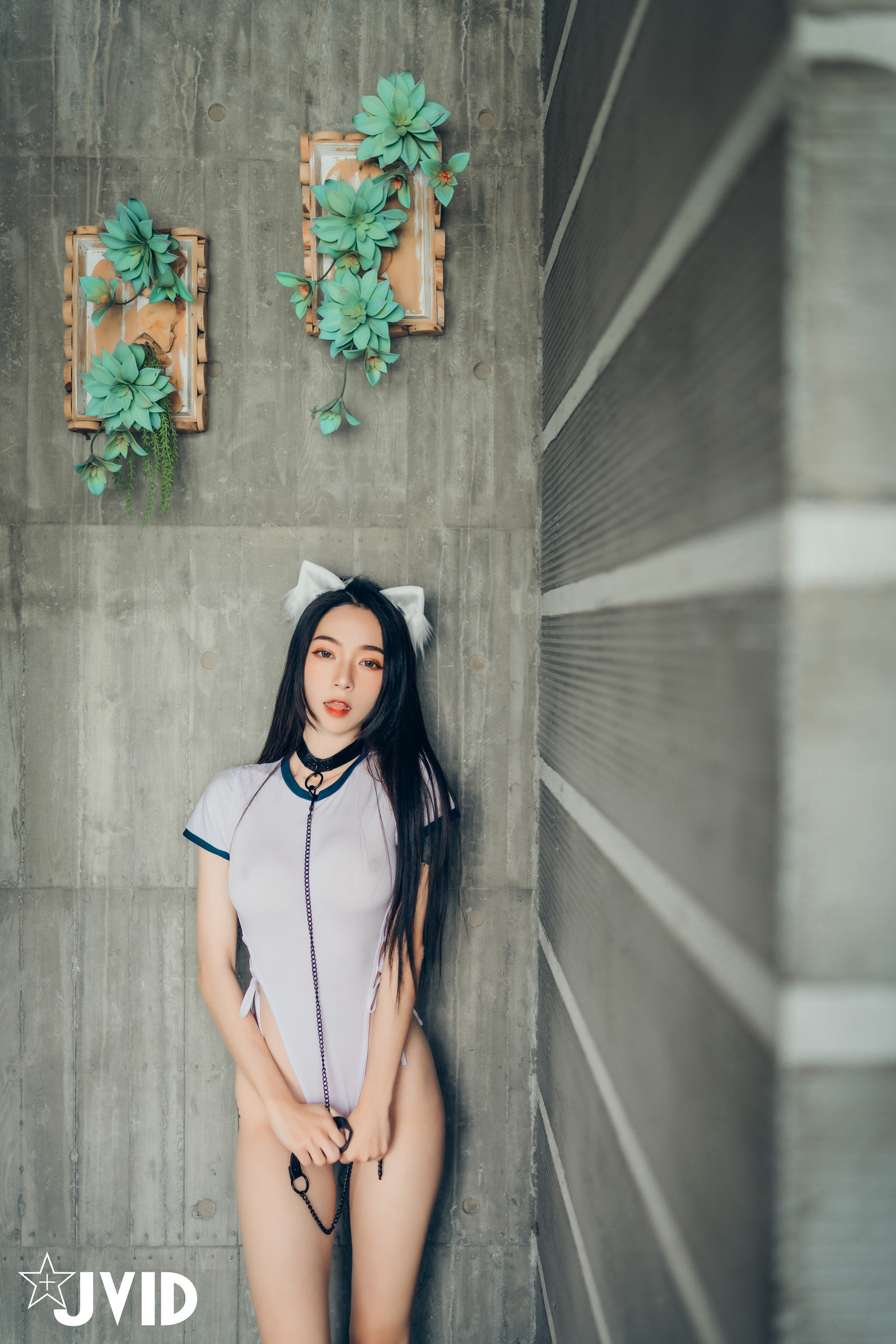 [JVID] 飘飘 – 猫娘女友-全真空死库水女仆-足控-激凸透点