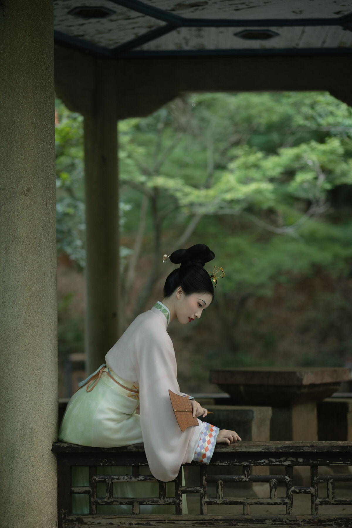 YiTuYu艺图语 Vol.10483 Qi E Rong Rong