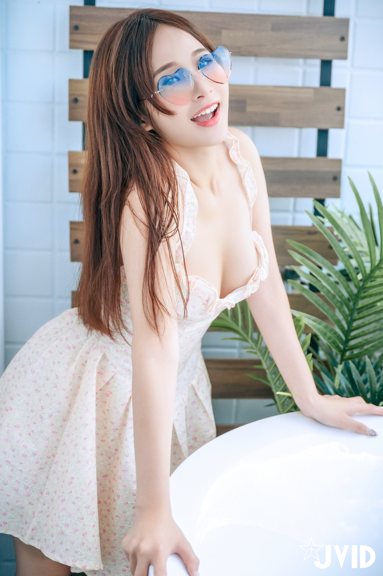 [JVID] 婕咪 Juice – 民宿巧遇正妹婕咪給了我夢幻又炙熱的假期