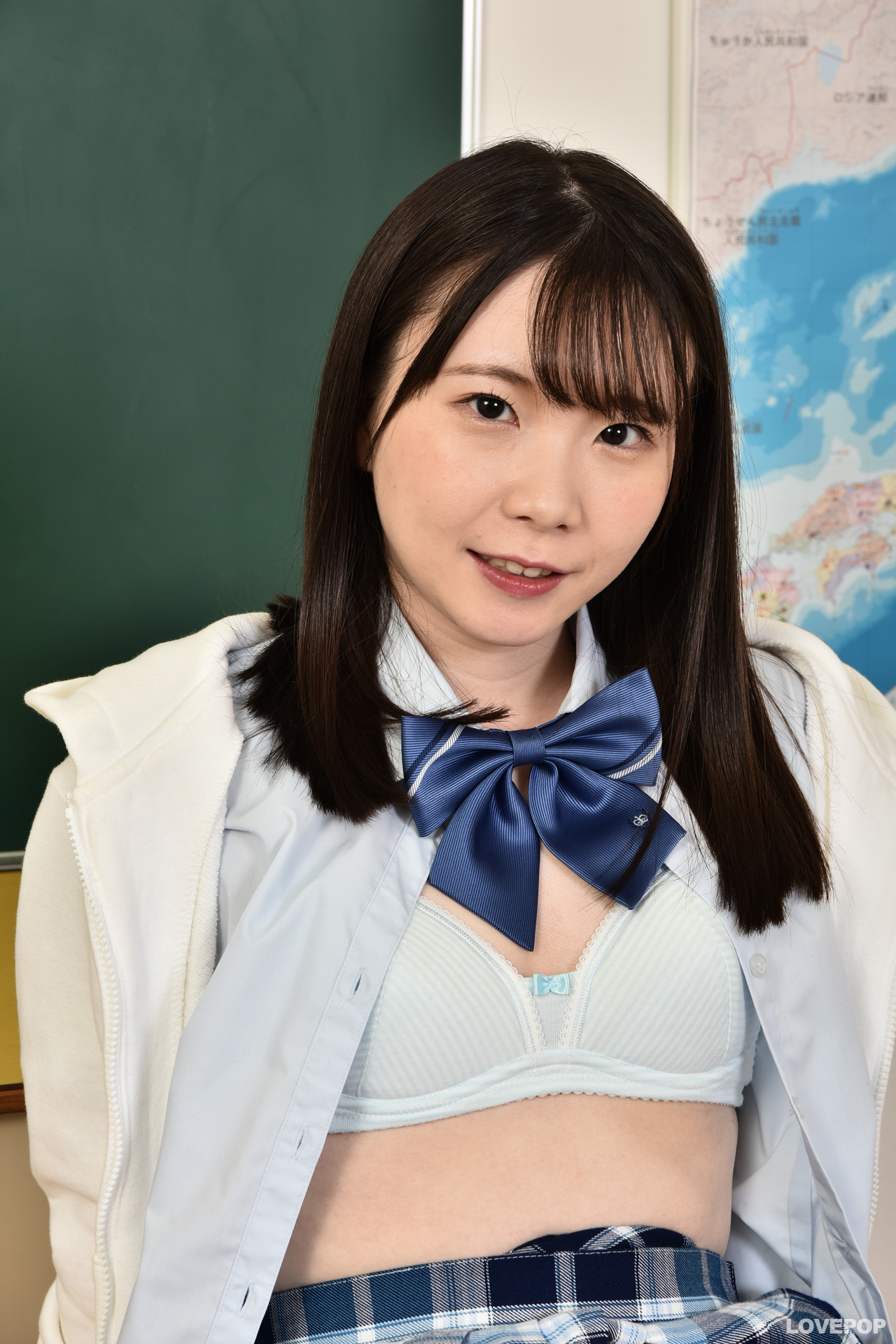 [Lovepop] Kozue Fujita 藤田こずえ - No.L-0690 Photoset #008 School Uniform (Hoodie)
