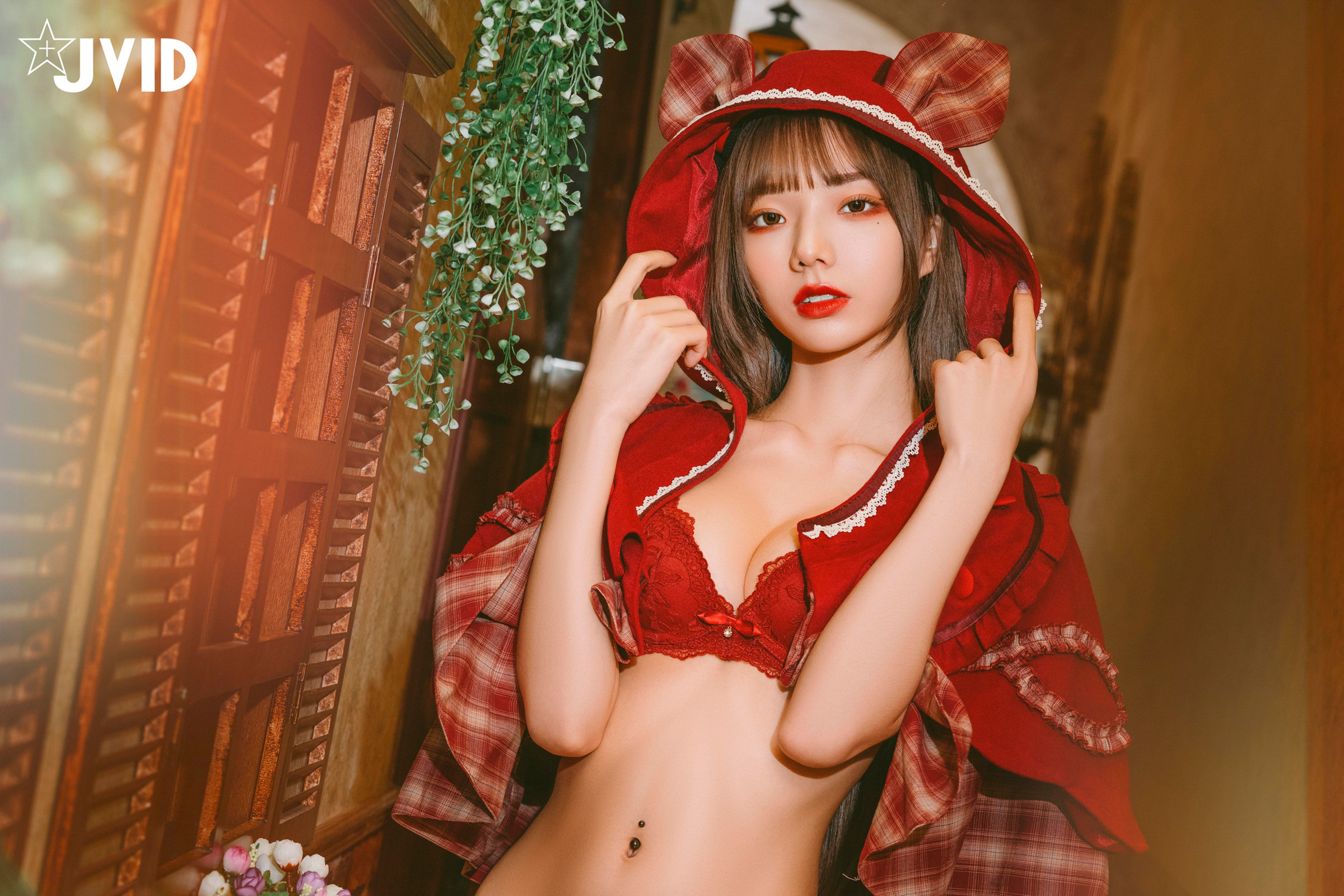 [JVID] 楚楚 – 奇妙冒險