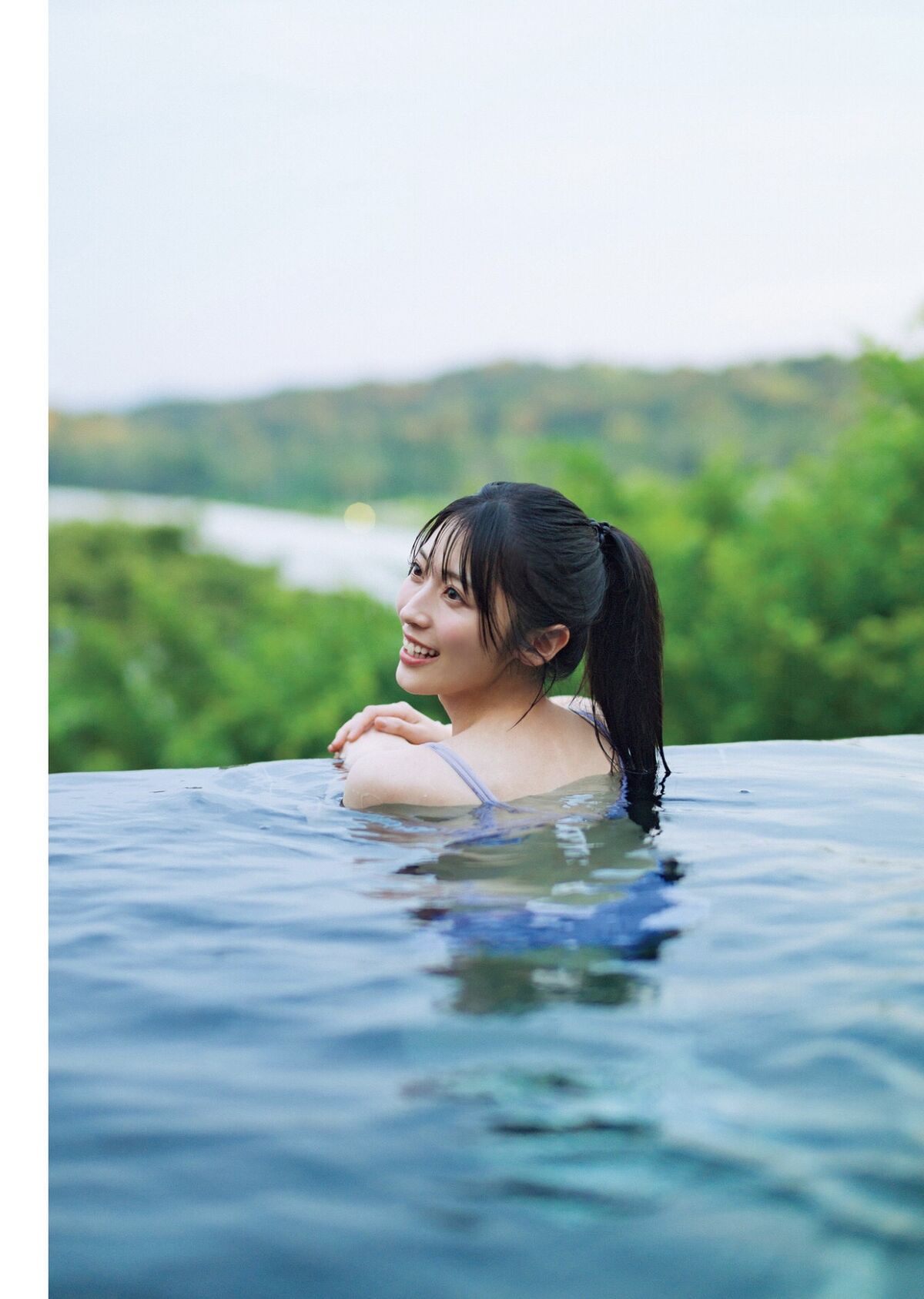Airi Sato 佐藤綺星 - 1st写真集 天使の反射角度 Part01