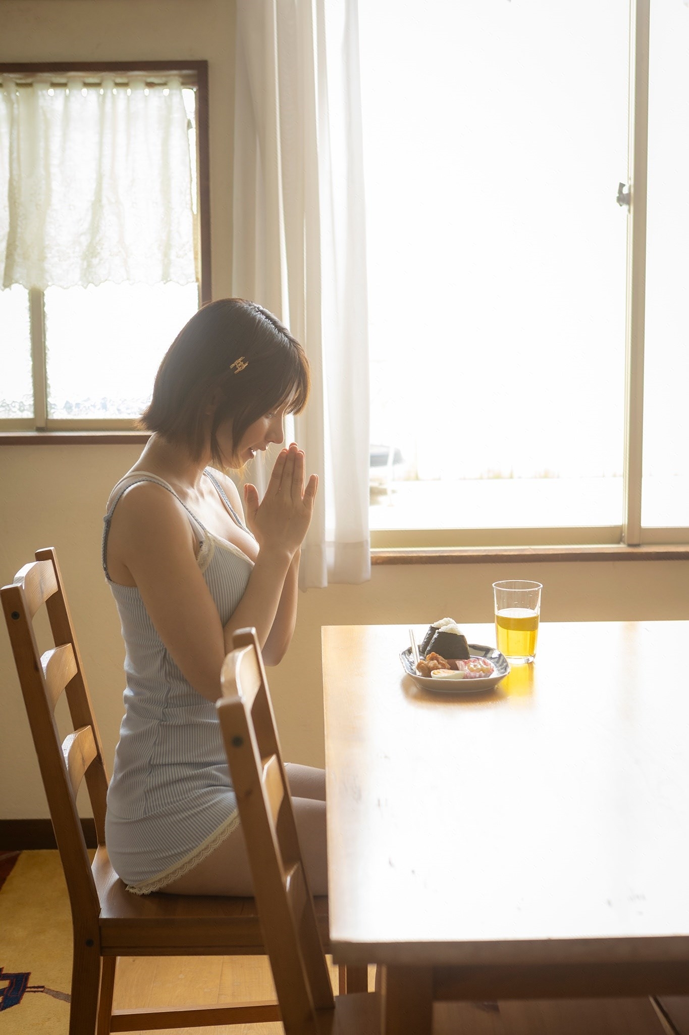 [Photobook] えなこ「夢で逢えたら」【ヤングチャンピオンデジグラ】