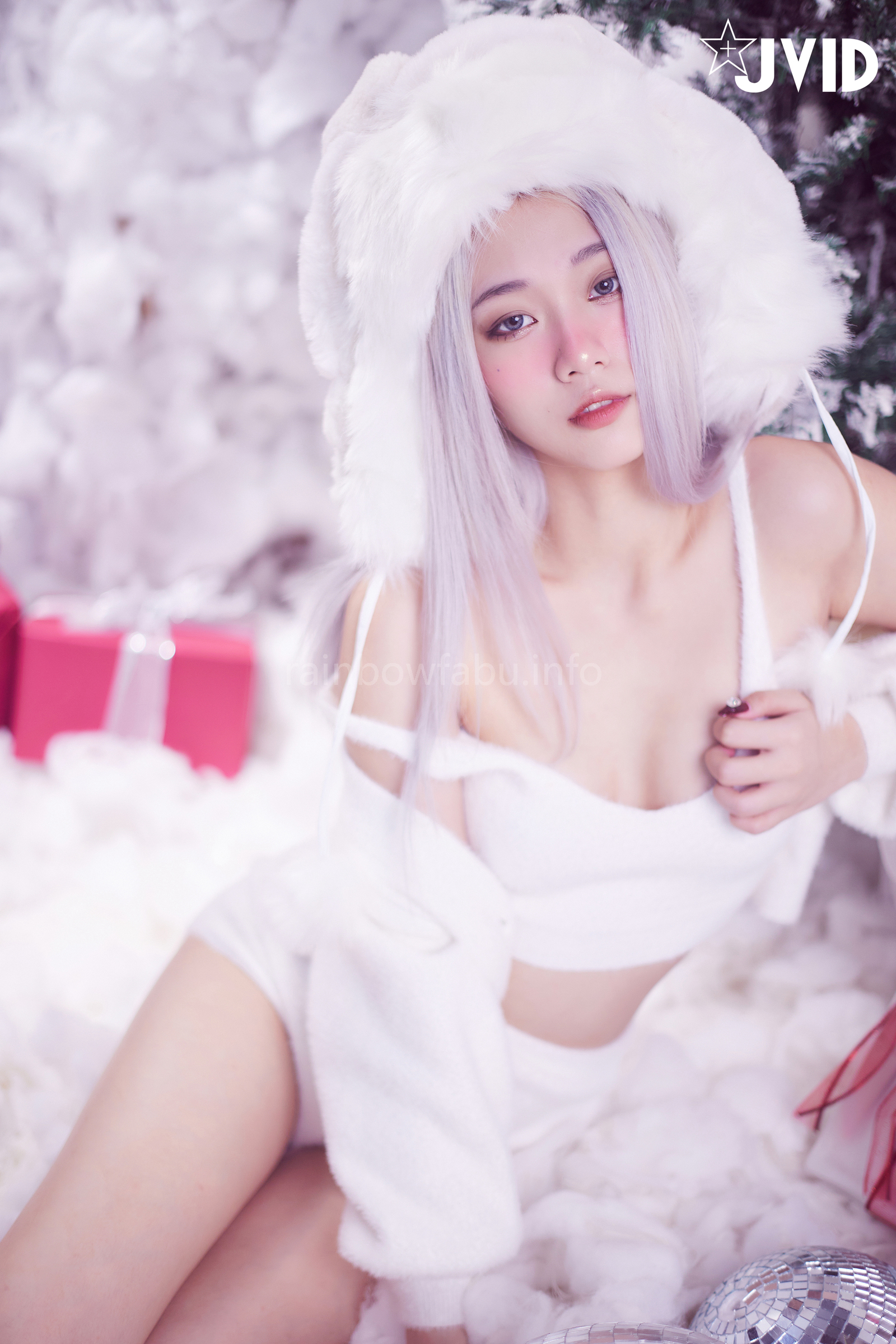 [JVID] Verna – 性感的愛死寂寞人雪女Verna陪你度過聖誕寒冬