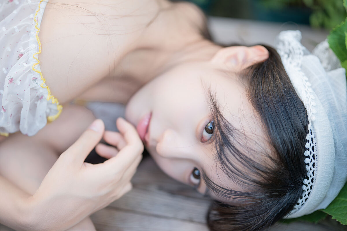 YiTuYu艺图语 Vol.10547 Xiao Yi