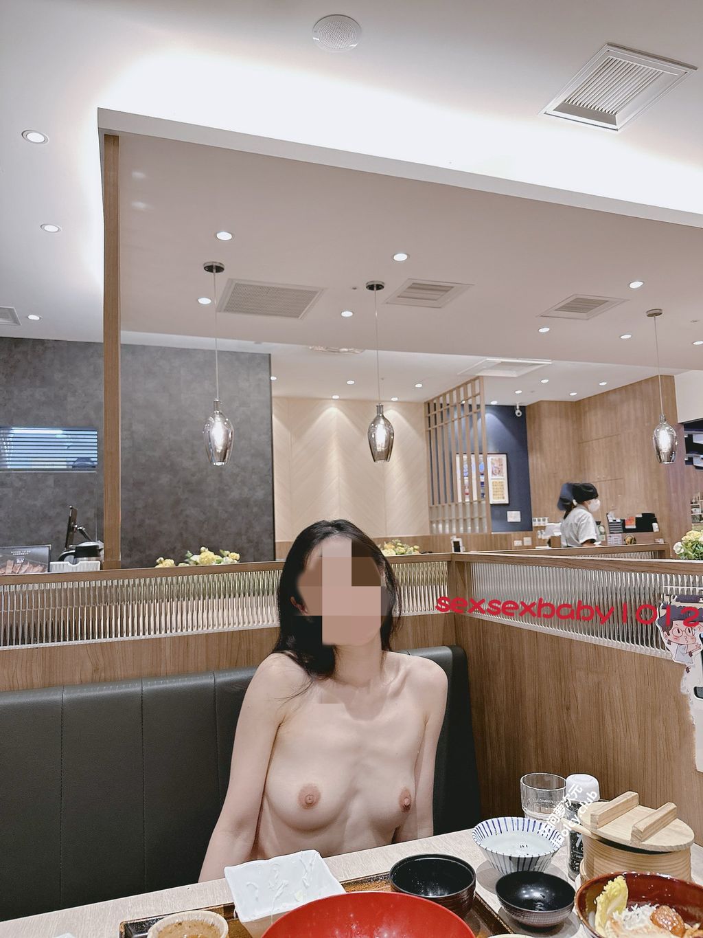 [OtherXXX] 薇安安： 极品福利姬 人前露出福利订阅