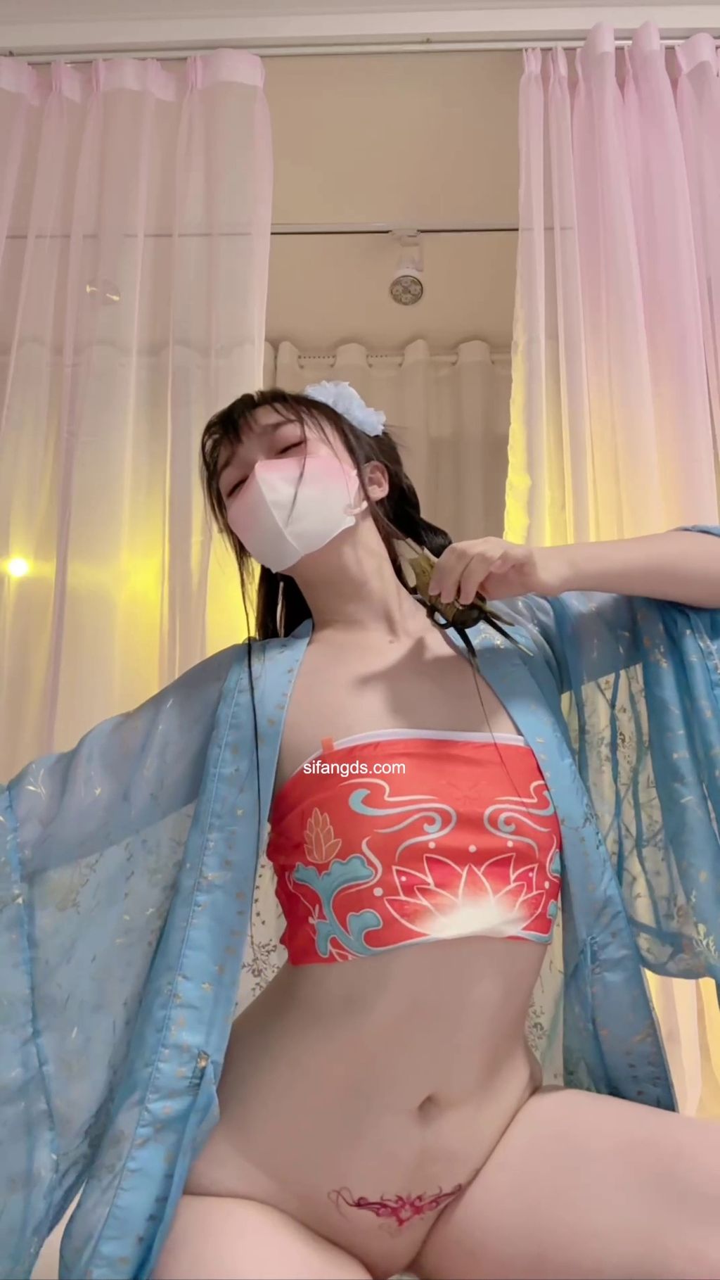 婉婉： 舞蹈专业 裸舞界又一悍将 全尺度拉满