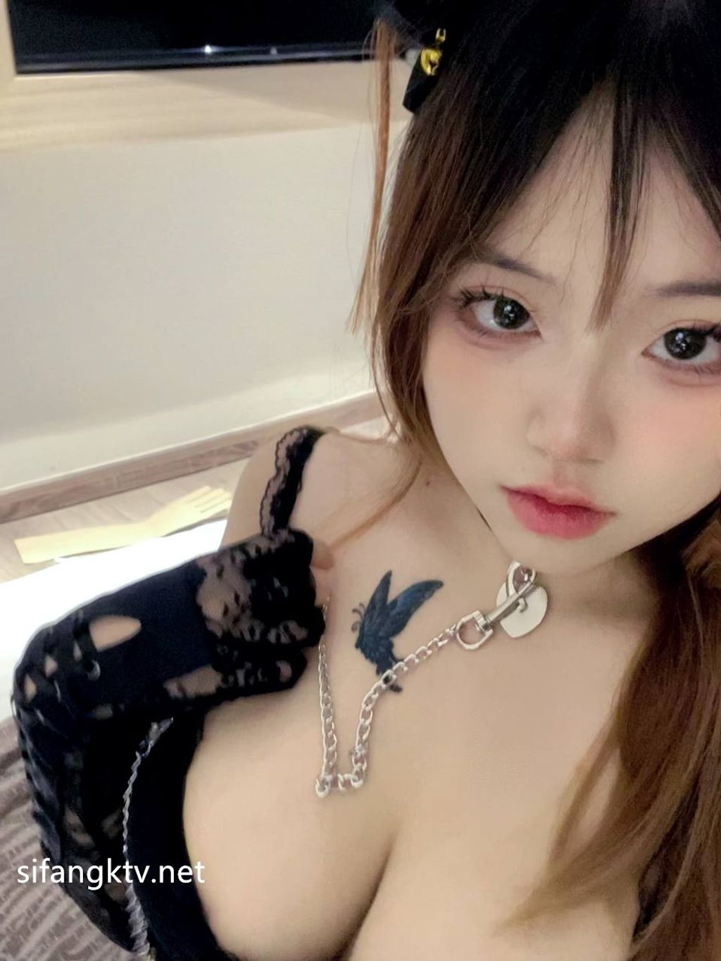 [OtherXXX] Mico板烧鸭鸭： X高价福利视频写真