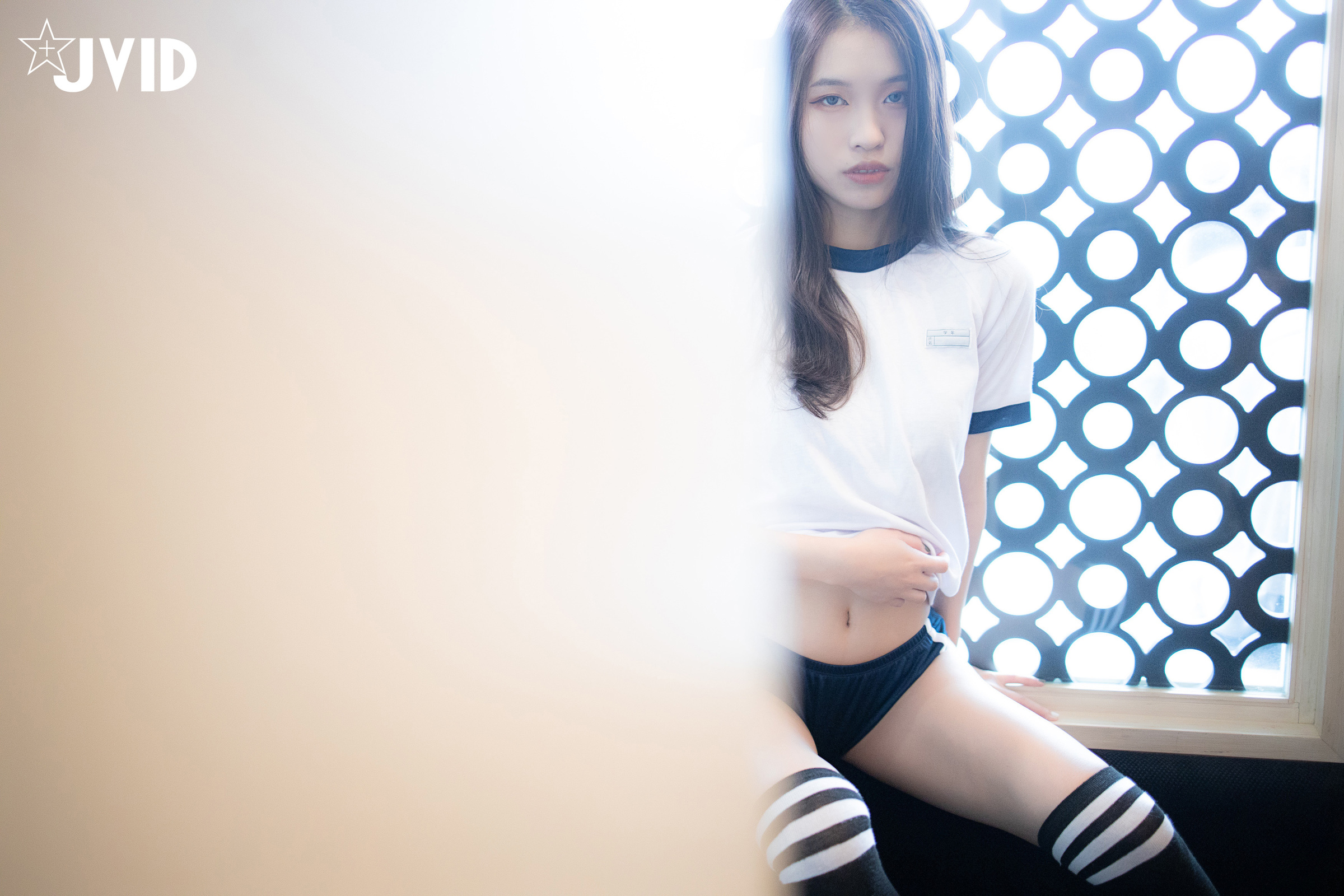 [JVID] 淇淇selina – 冰釀藍莓葡萄超正美少女全裸全見 四点全露