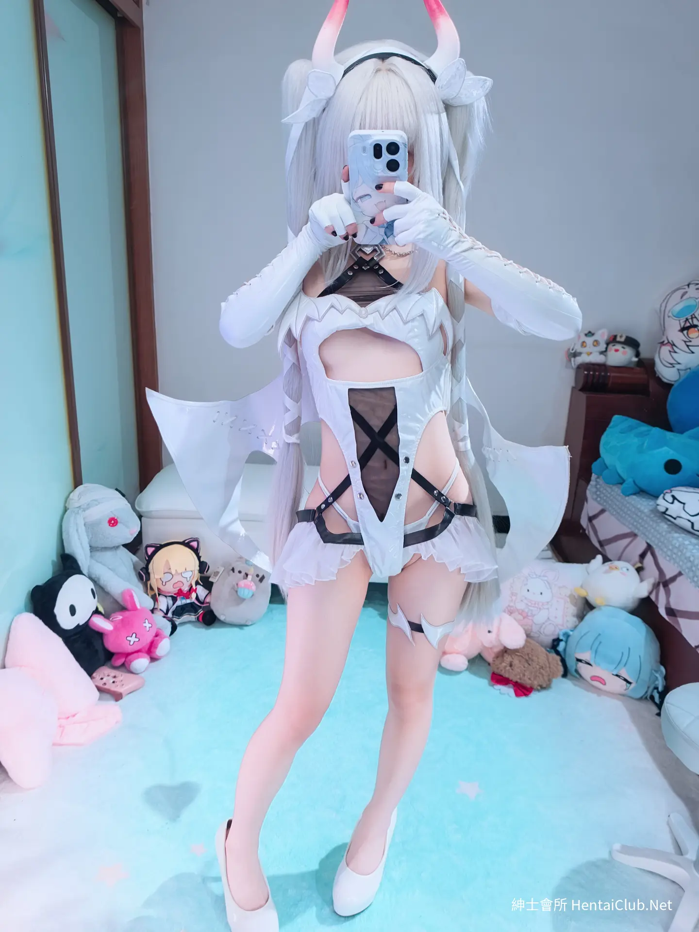 冷reng NIKKE 白兔 恶魔 68 冷reng NIKKE 白兔 恶魔