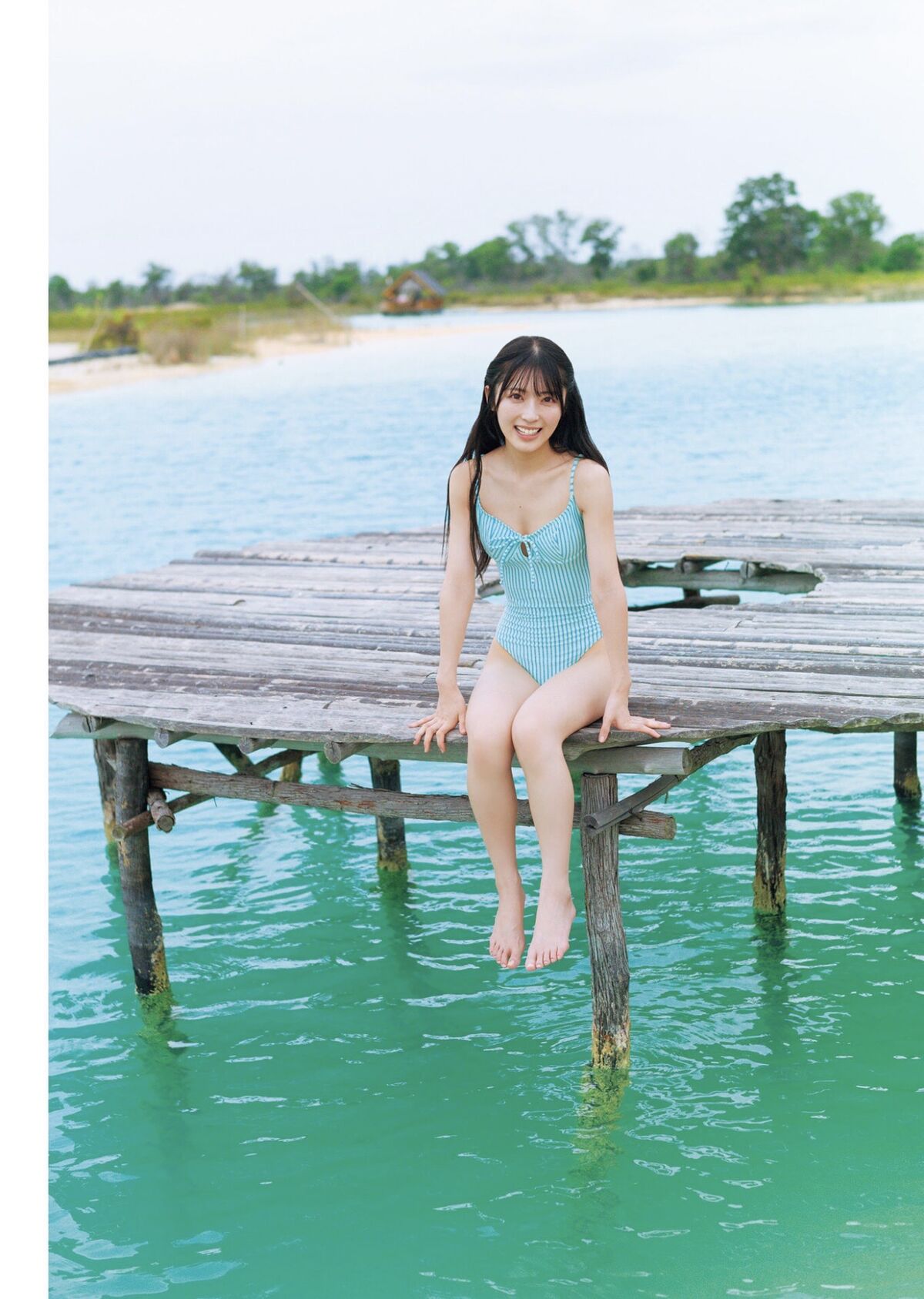 Airi Sato 佐藤綺星 - 1st写真集 天使の反射角度 Part01