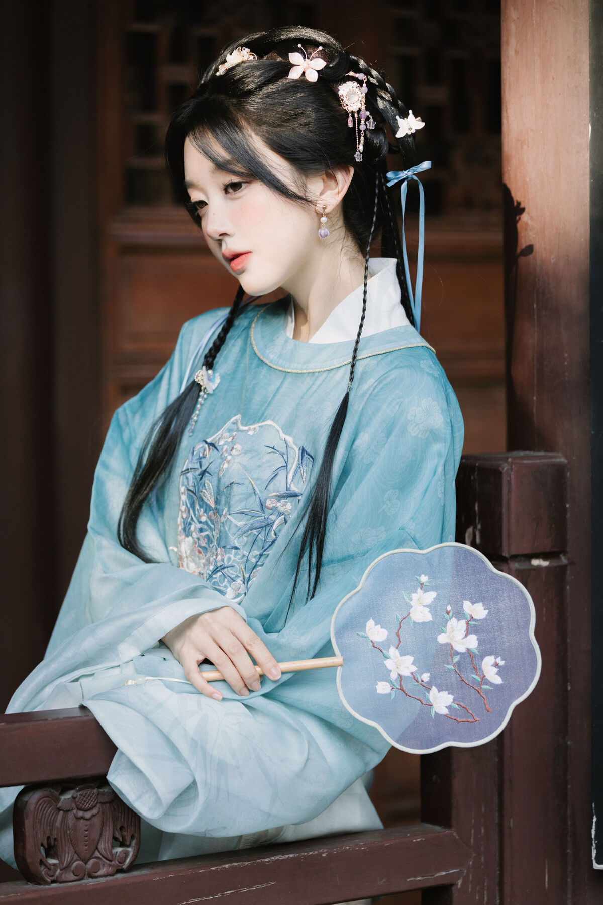 YiTuYu艺图语 Vol.10429 Ao Te You Dian Man