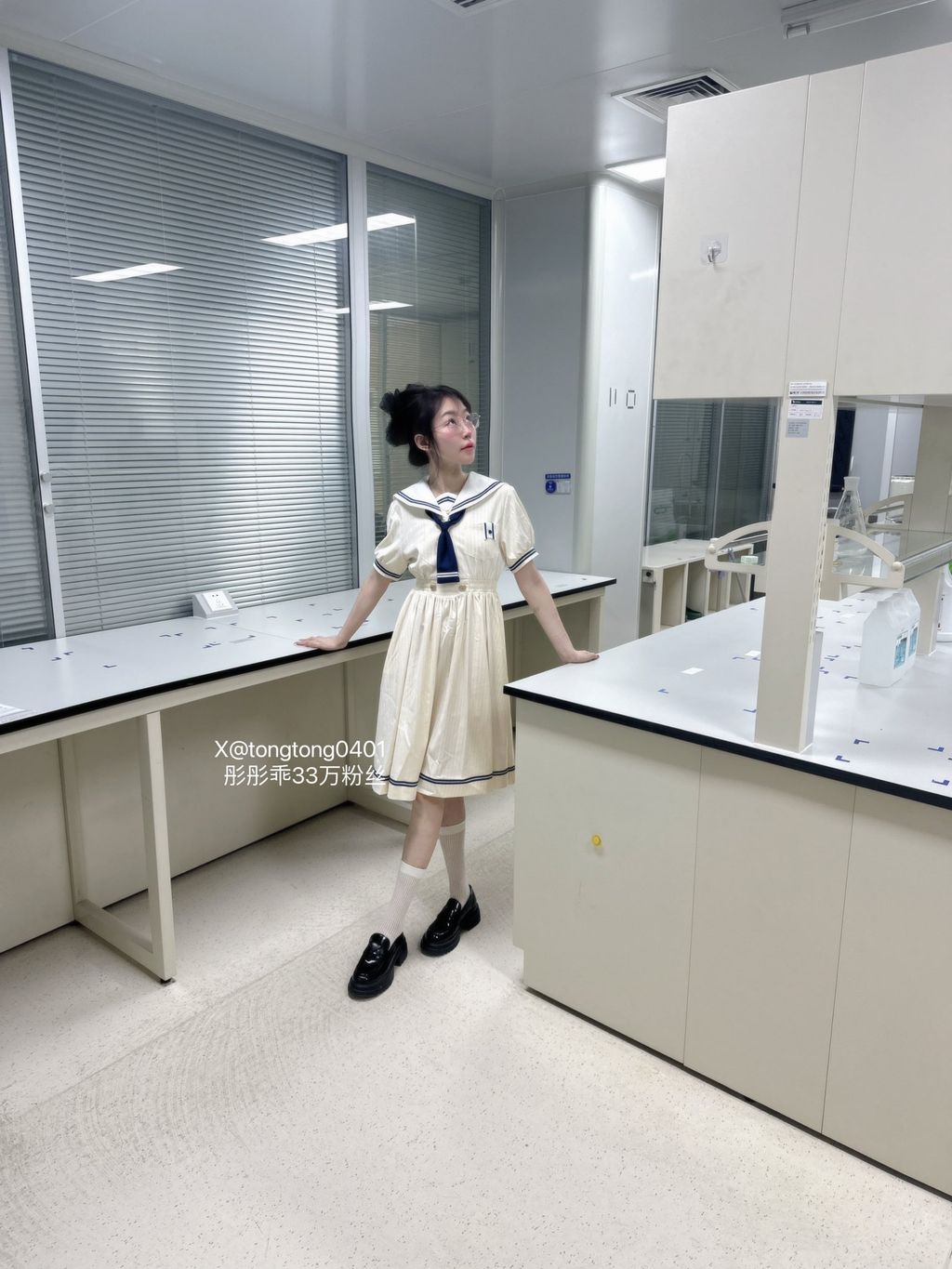 彤彤乖： 喜欢户外露出
