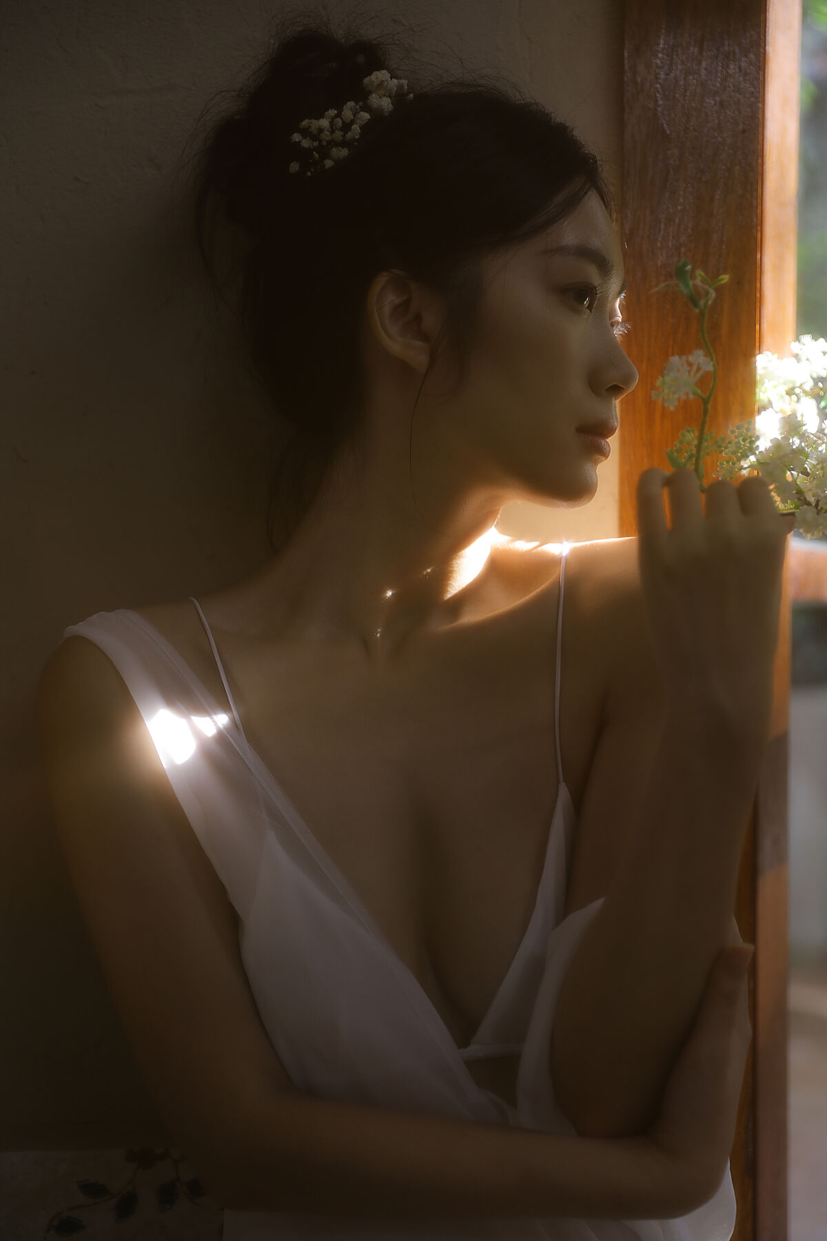 YiTuYu艺图语 Vol.10305 Liu Liu