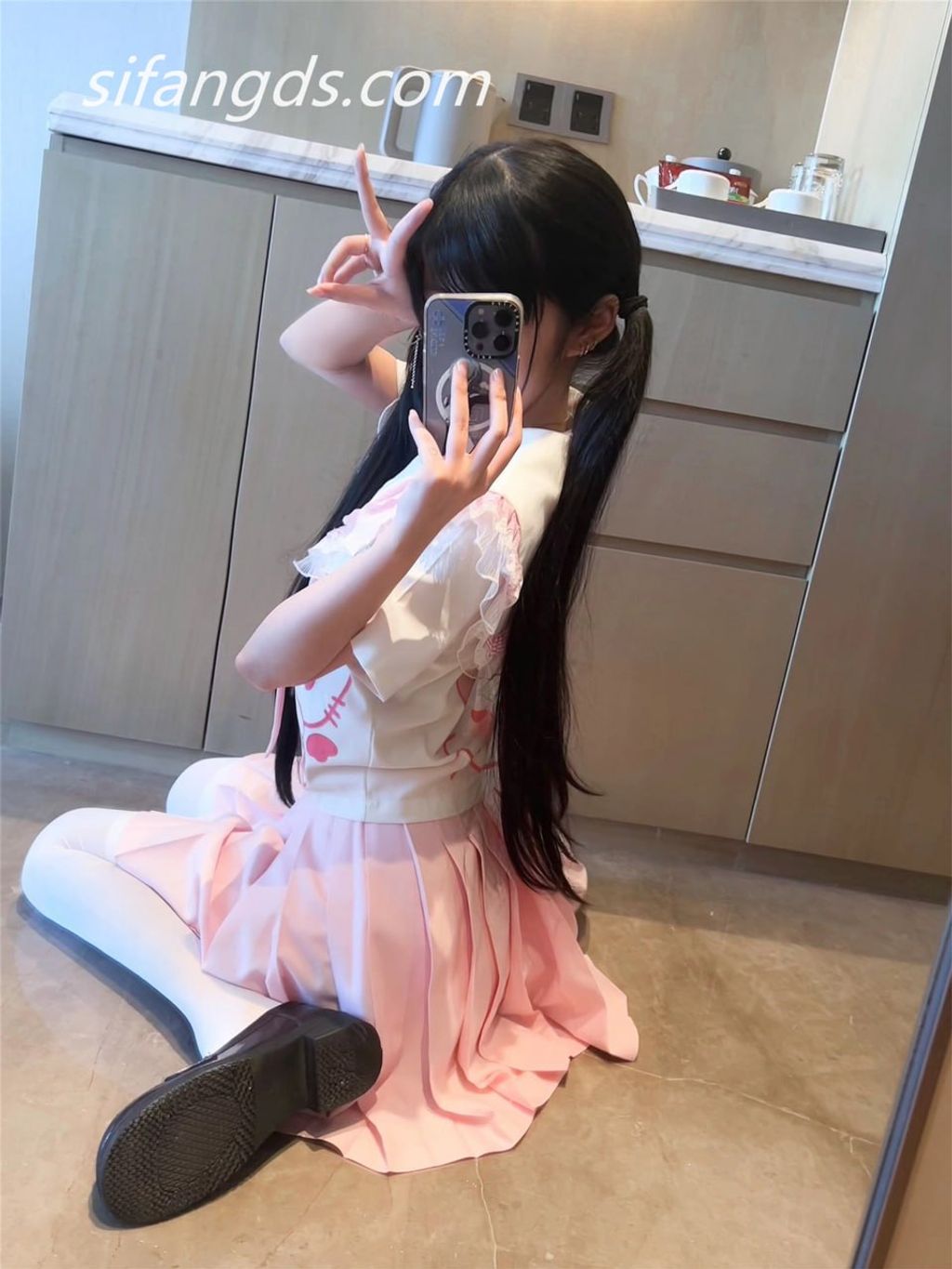 阳漾： X福利姬 角色扮演私拍
