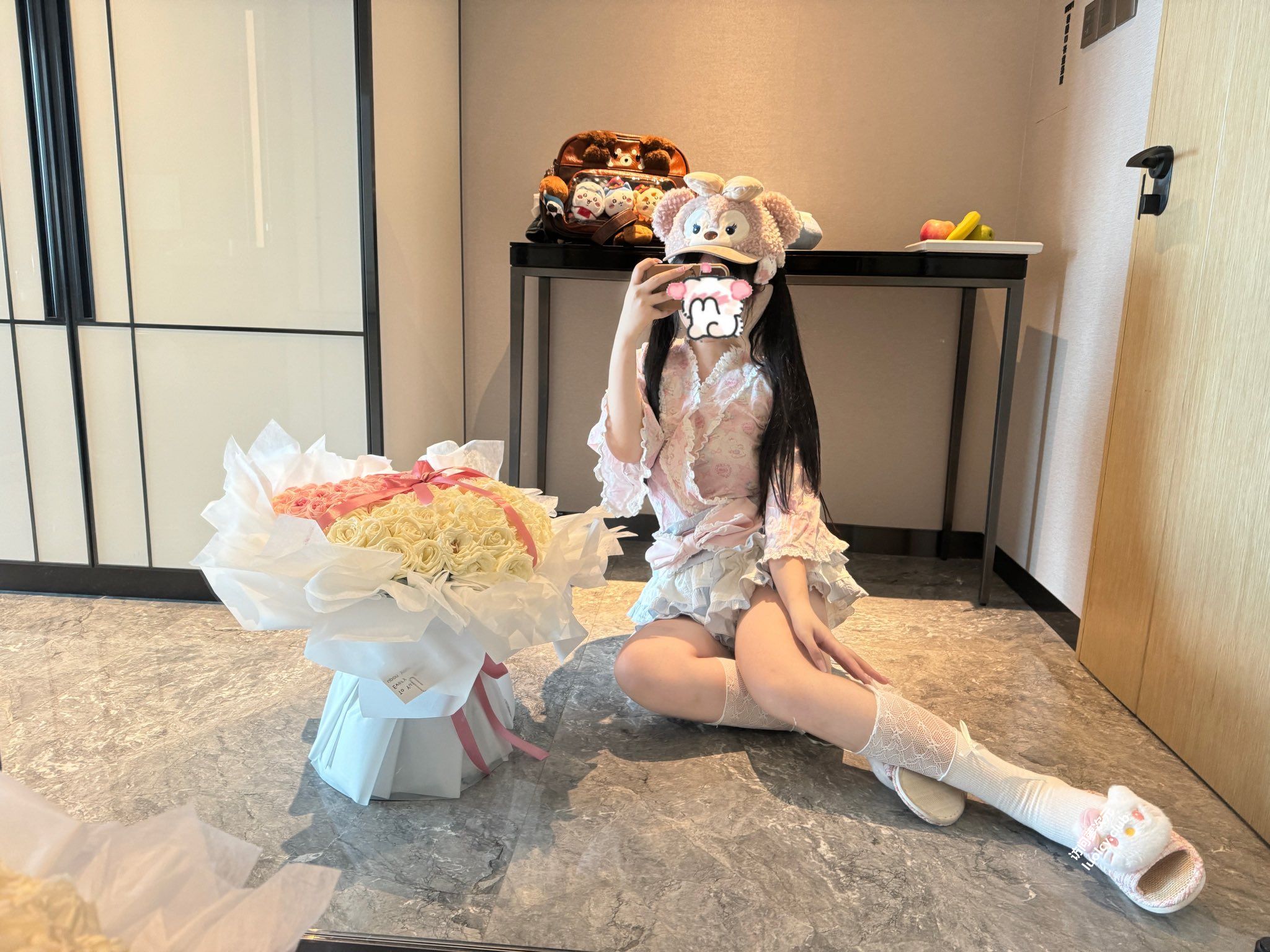 [OtherXXX] 呆呆(小粉馒头)： Cos大奶白虎萝莉 极品福利姬