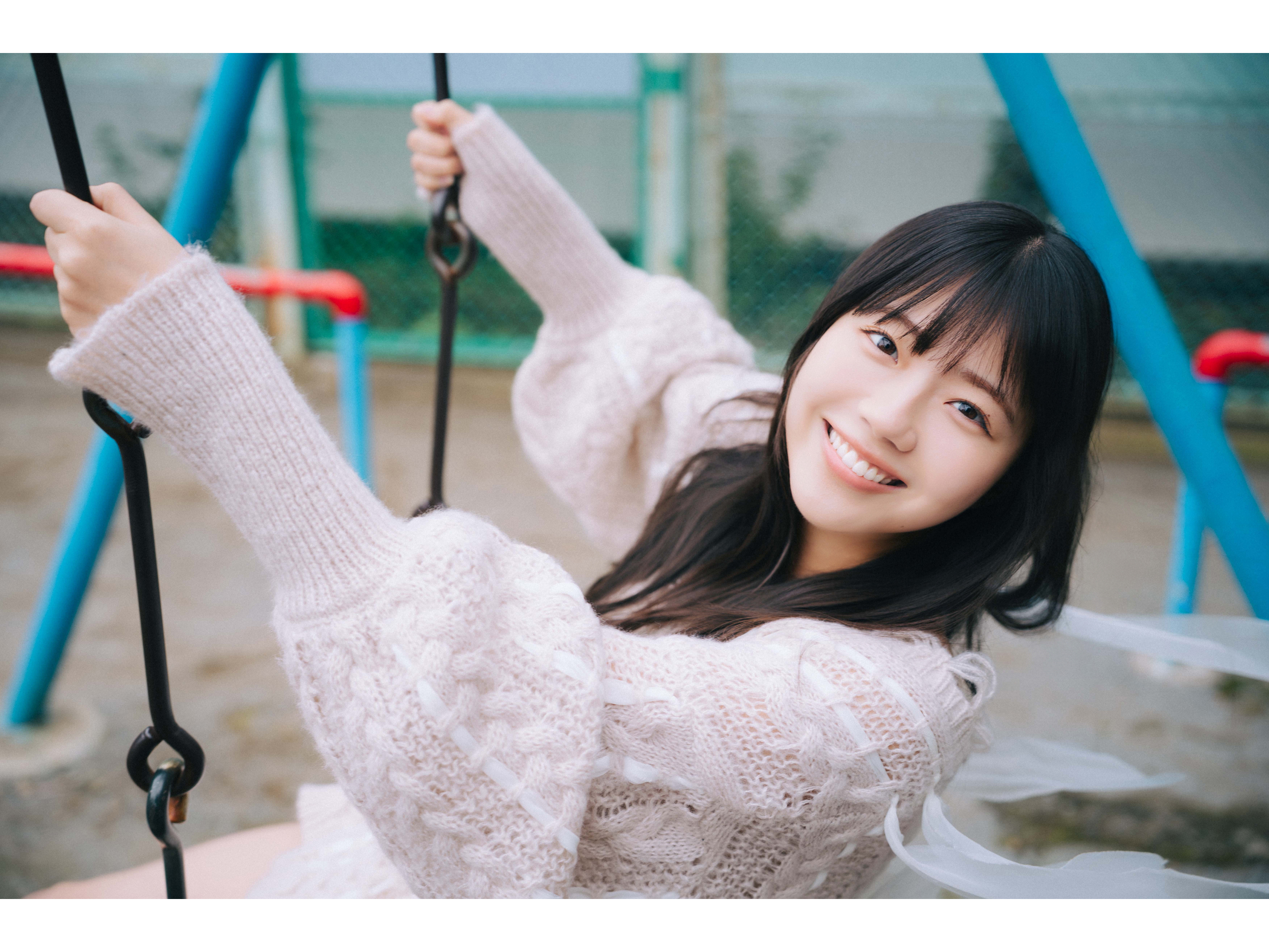 [Photobook] STU48 工藤理子「LOOK ME！！」【ヤングチャンピオンデジグラ】