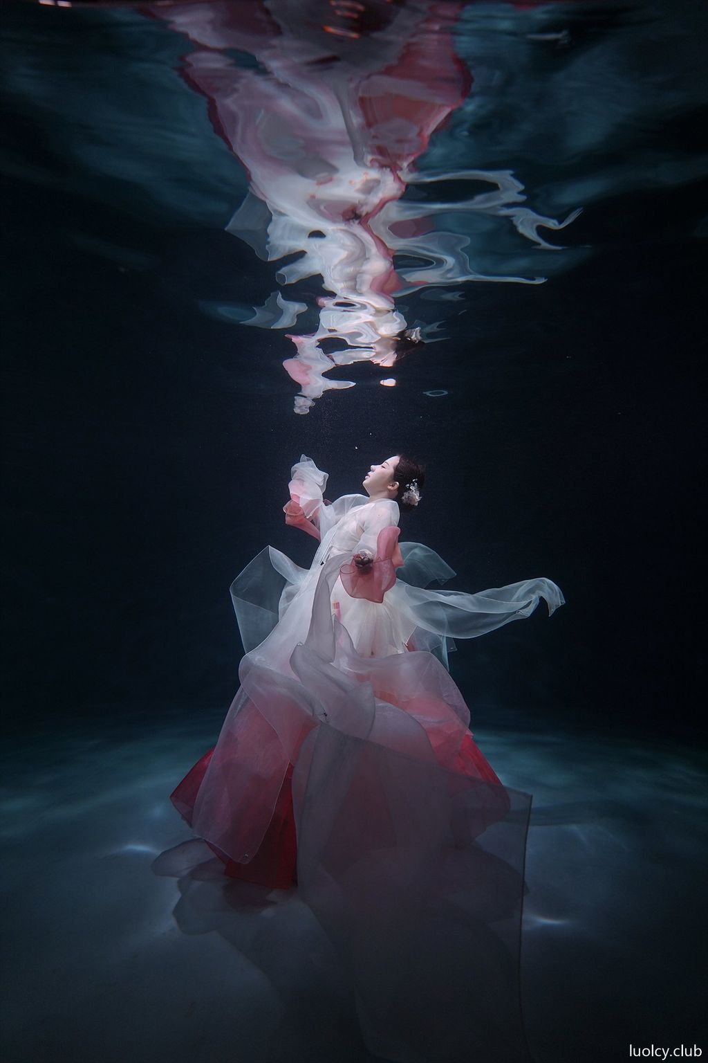 [OtherXXX] Bella_0406： 韩国反差女神福利视图合集