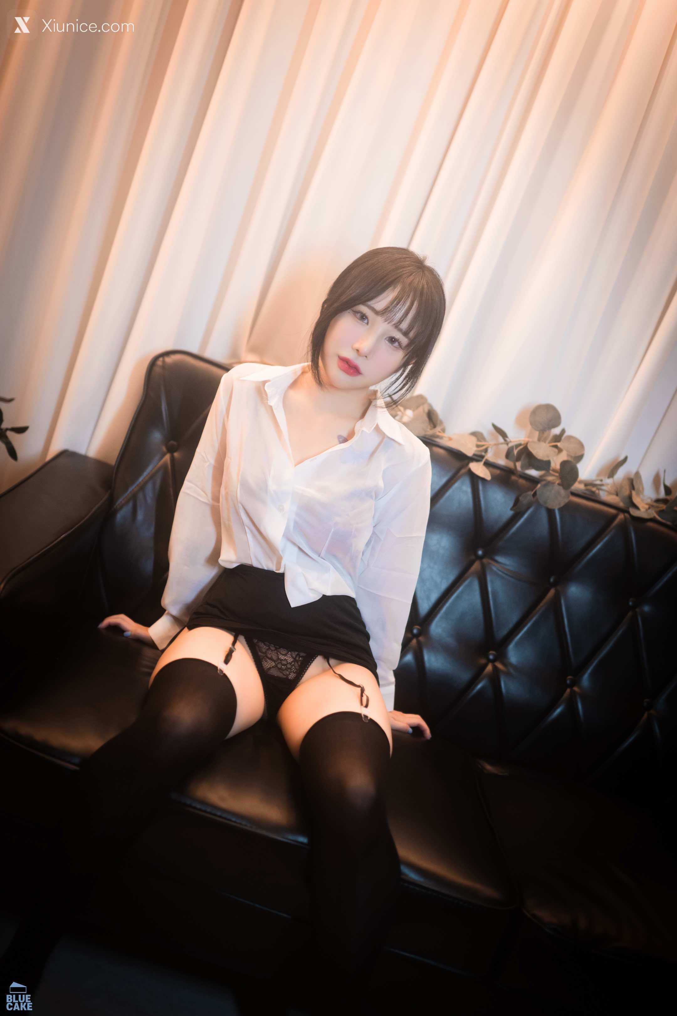 BLUECAKE Yeji (예지) – Cat Play 4K
