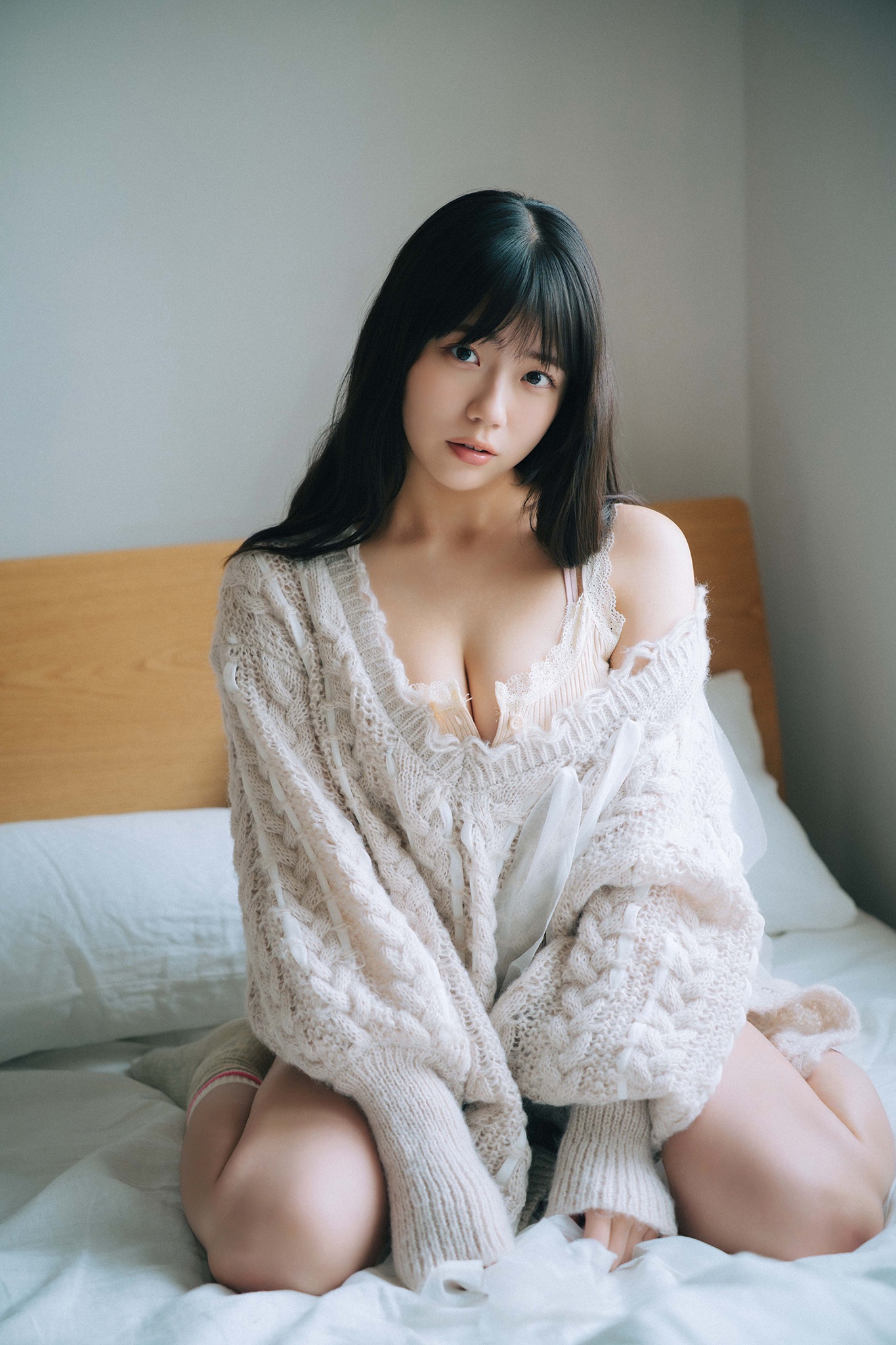 [Photobook] STU48 工藤理子「LOOK ME！！」【ヤングチャンピオンデジグラ】