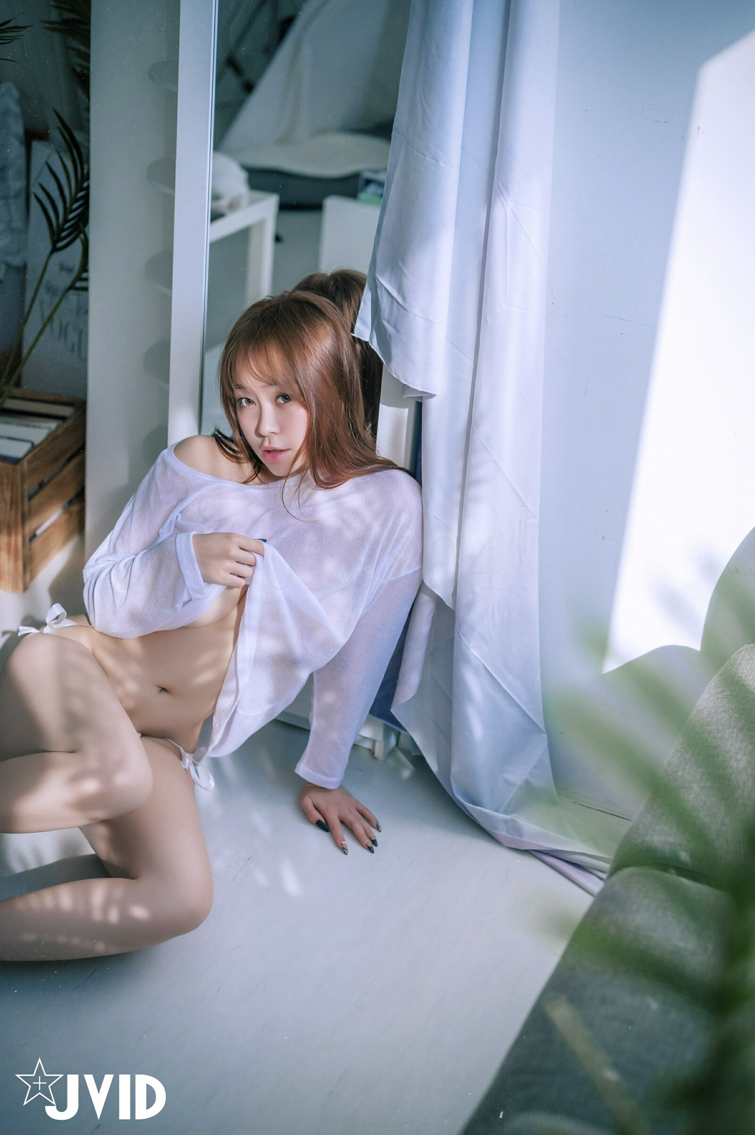[JVID] Julie藏獒 – H罩杯巨乳藏獒，回國後的性感絕美首發