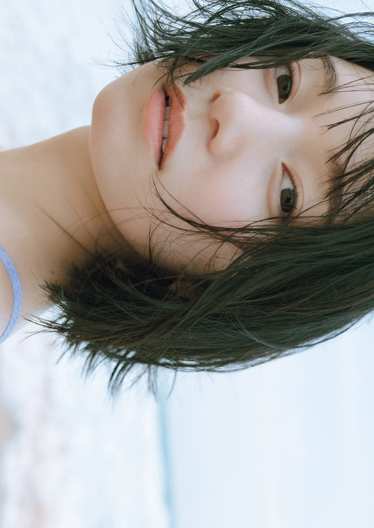Fuuka Kumazawa 熊澤風花, 2nd写真集 『小さくて大切なもの』 12 Fuuka Kumazawa 熊澤風花, 2nd写真集 『小さくて大切なもの』
