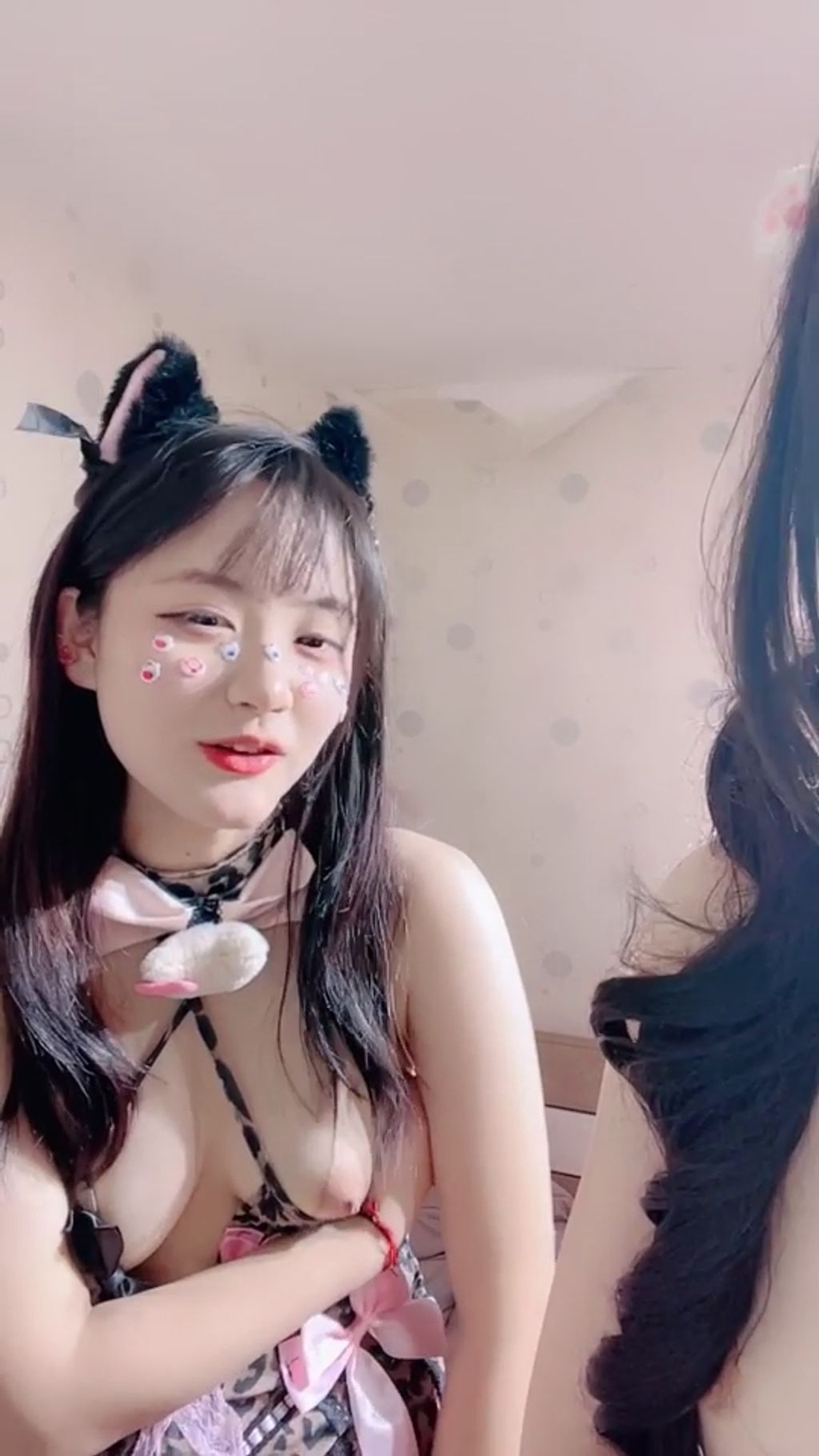 洛丽塔: 卡哇伊萌萌哒 穿着校服与闺蜜激情演绎 44 洛丽塔: 卡哇伊萌萌哒 穿着校服与闺蜜激情演绎