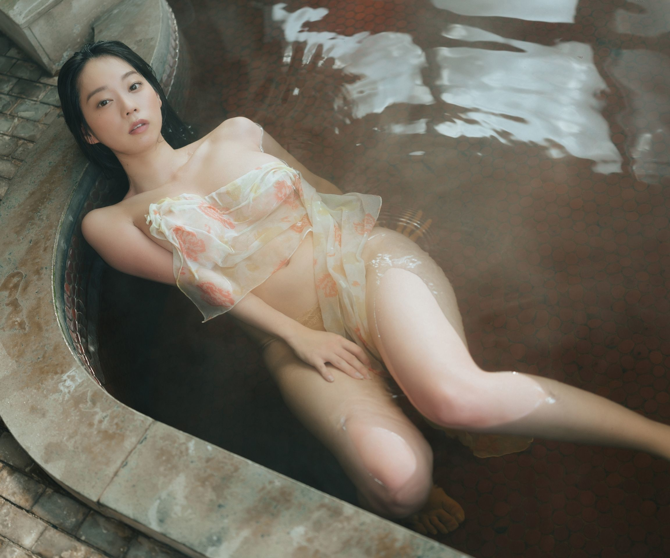 [Photobook]【デジタル限定】青山ひかる写真集「道しるべ」 (週プレ PHOTO BOOK)