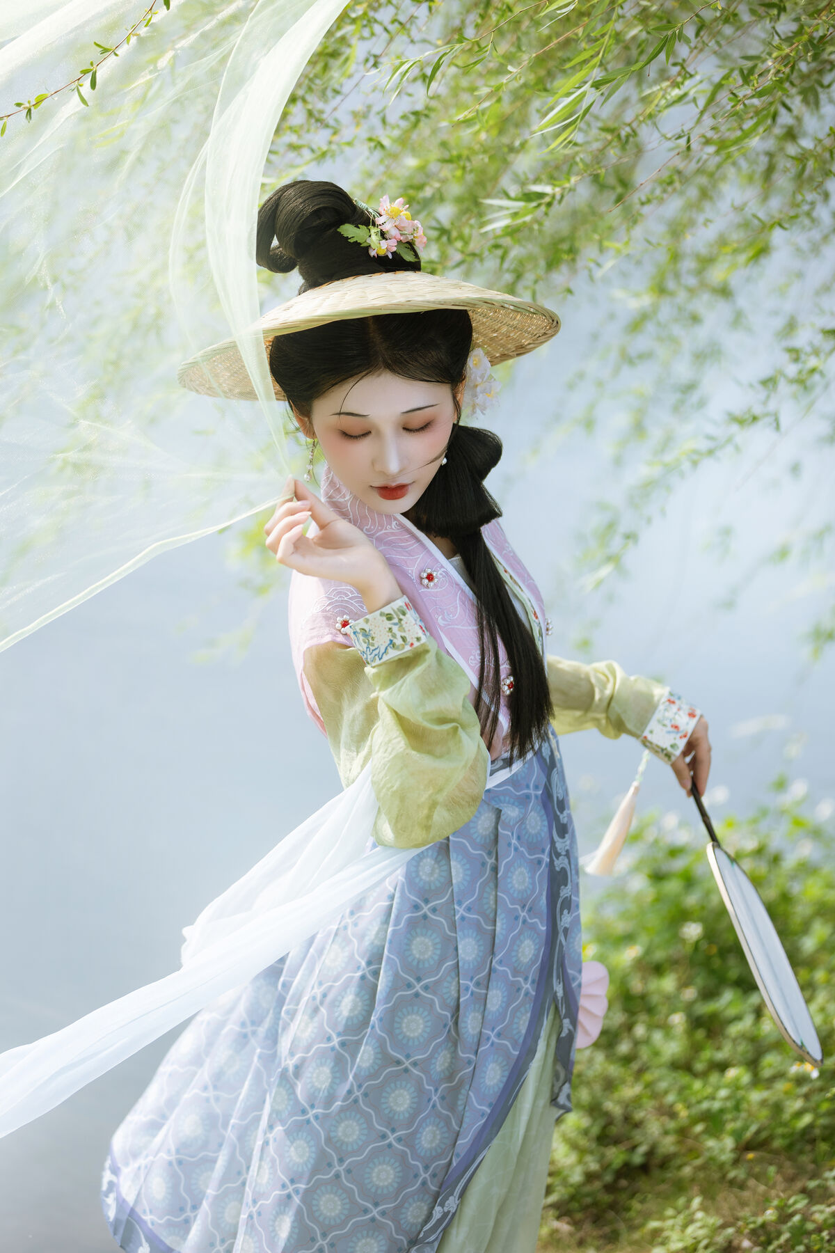 YiTuYu艺图语 Vol.10290 Xiao Y Jin Tian Ye Hen Kai Xin