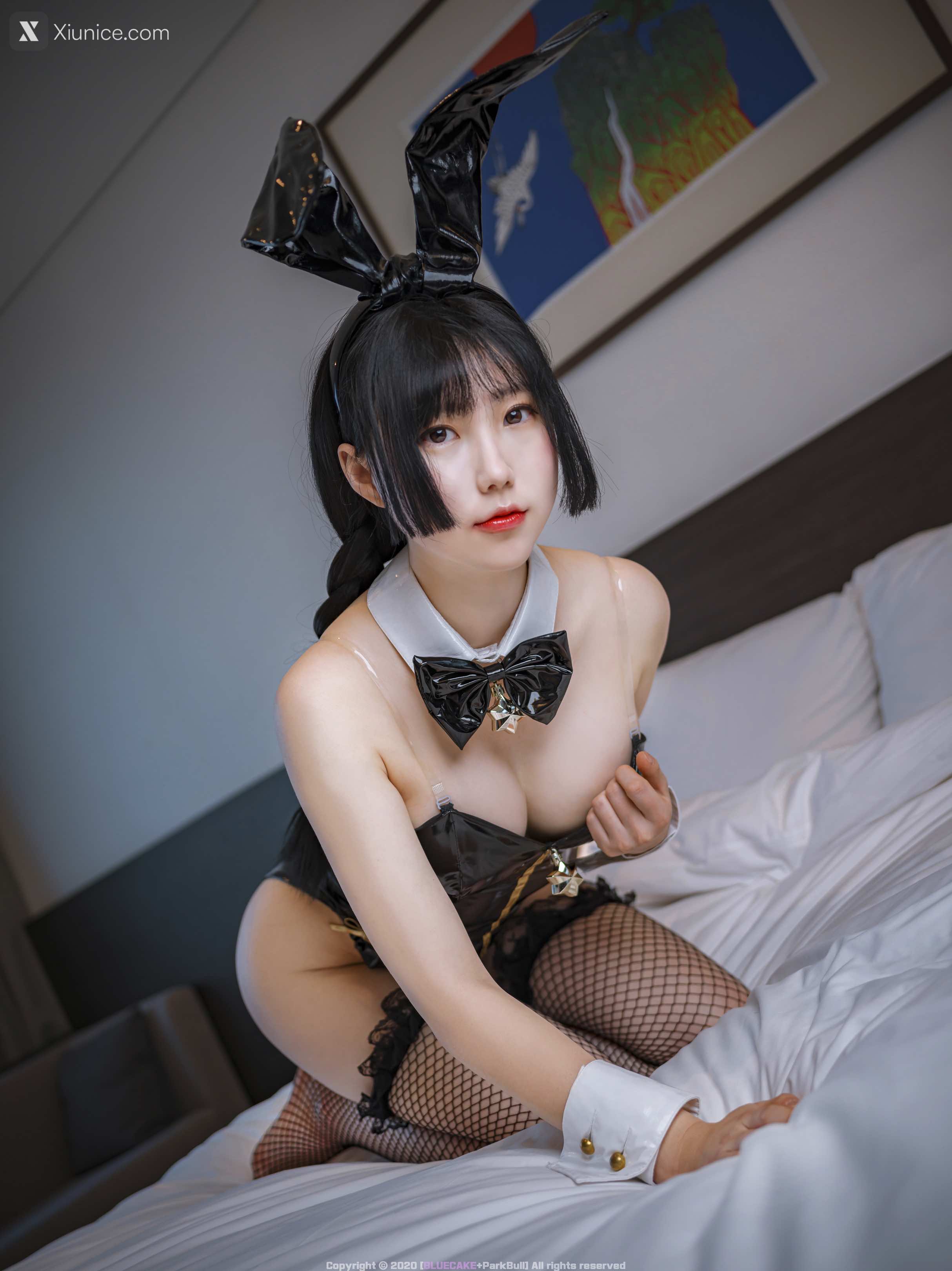 BLUECAKE Jamong (자몽) – Play Bunny 4K