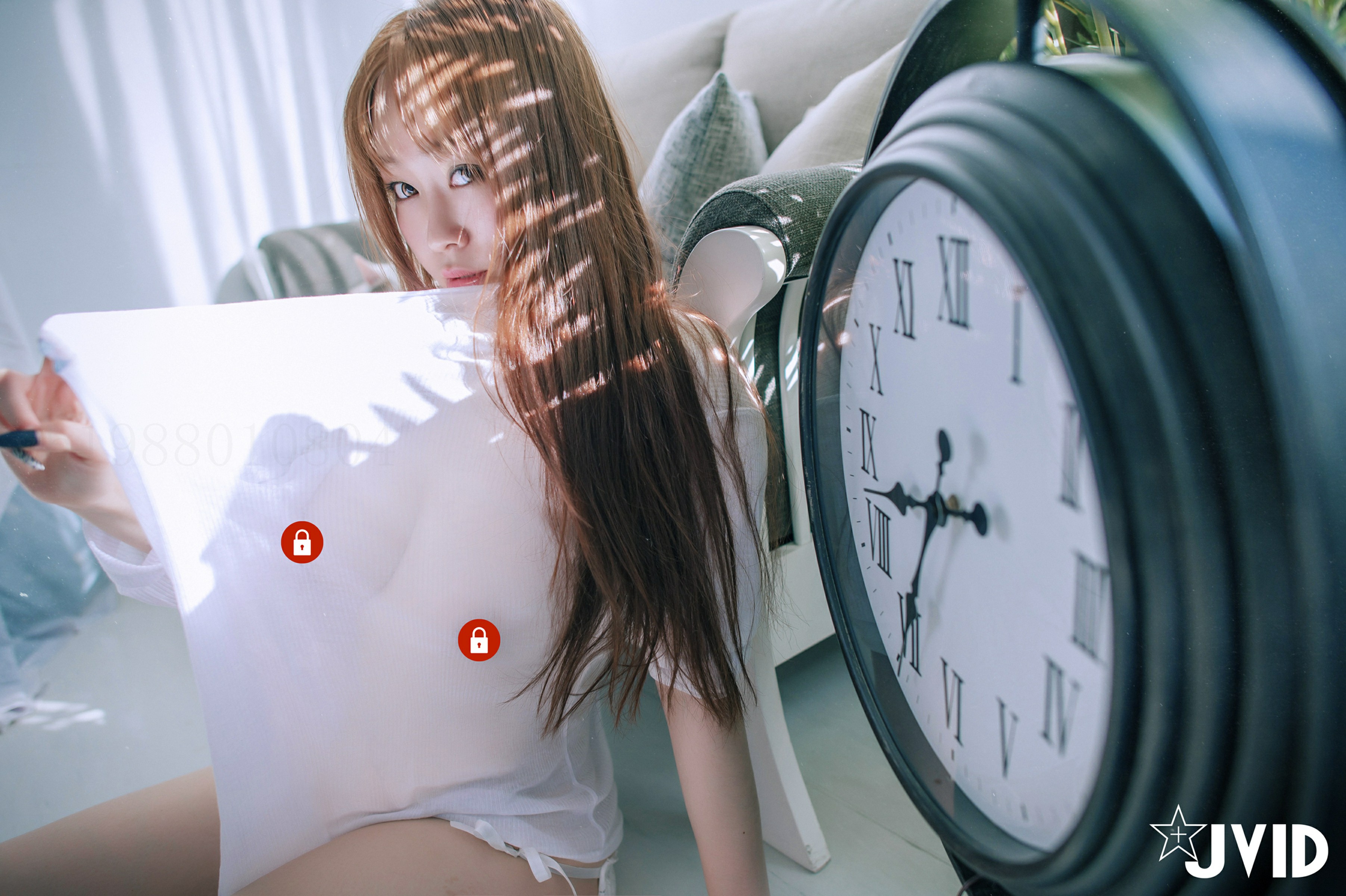 [JVID] Julie藏獒 – H罩杯巨乳藏獒，回國後的性感絕美首發