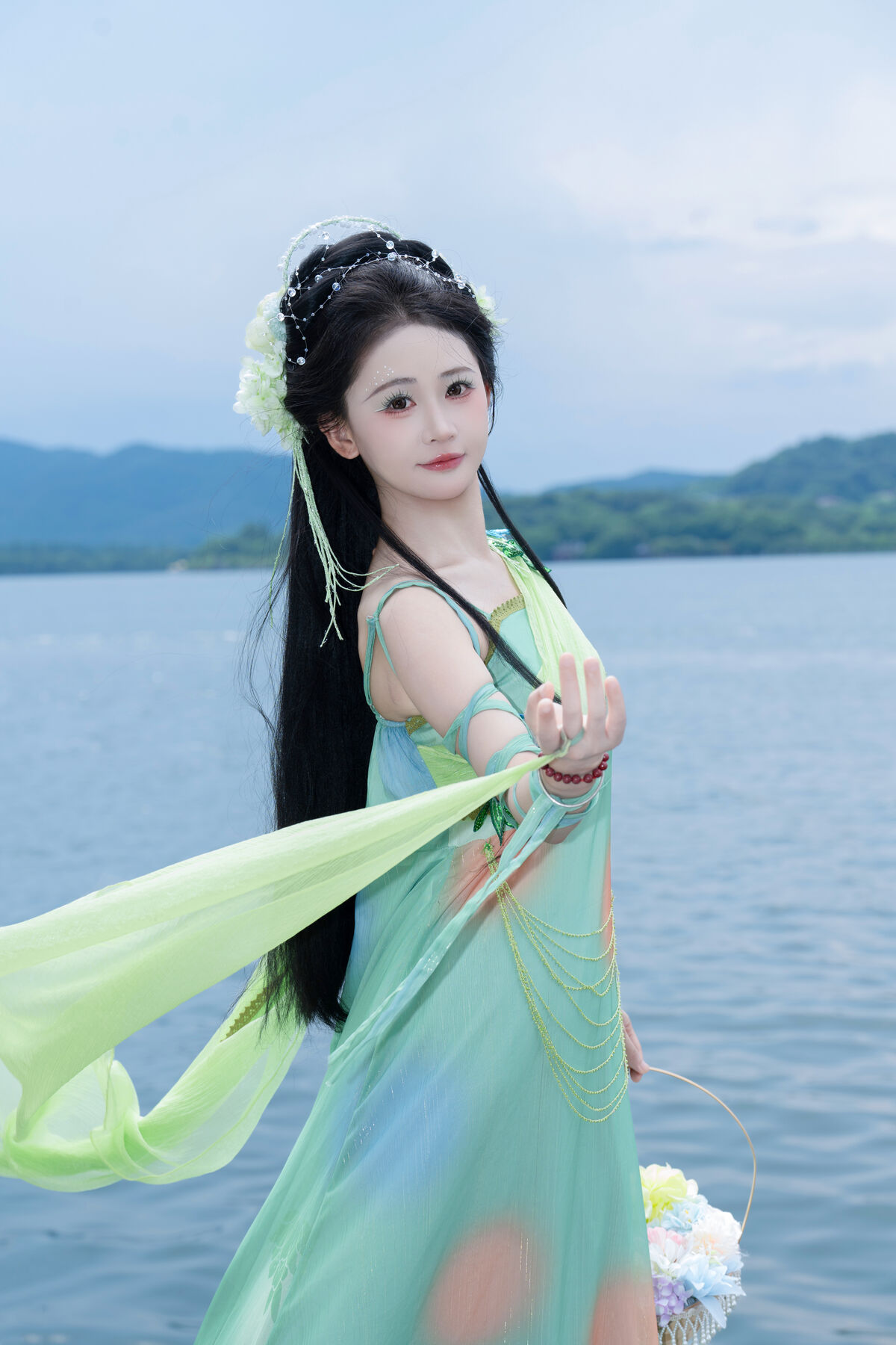 YiTuYu艺图语 Vol.10362 Jiao Yi Zhi Sui Sui