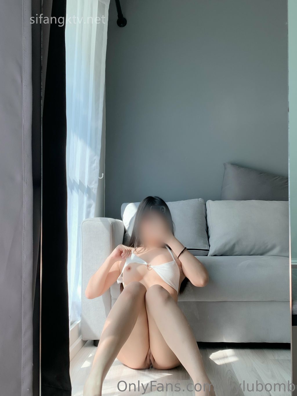 ivylubomb： 大奶白虎一线天 福利姬合集 #03