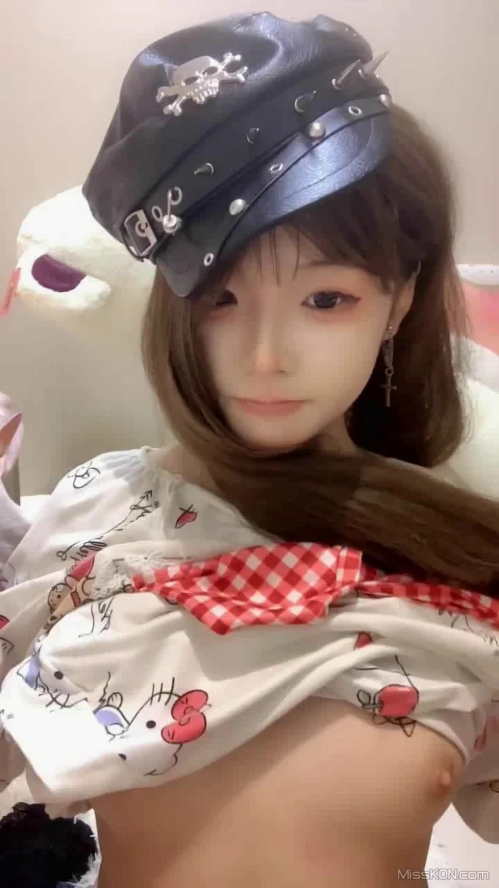 呆呆大王： 清纯可爱妹妹 2026年01月28号-02月10号录制 肤白如雪香甜白嫩奶油肌肤 纯欲系女神