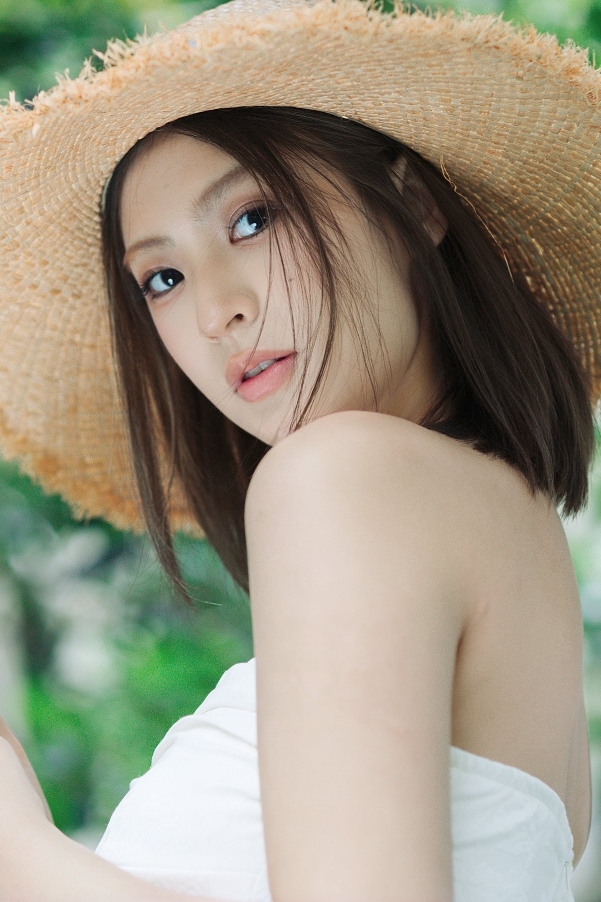 YiTuYu艺图语 Vol.10572 Jing Zhu