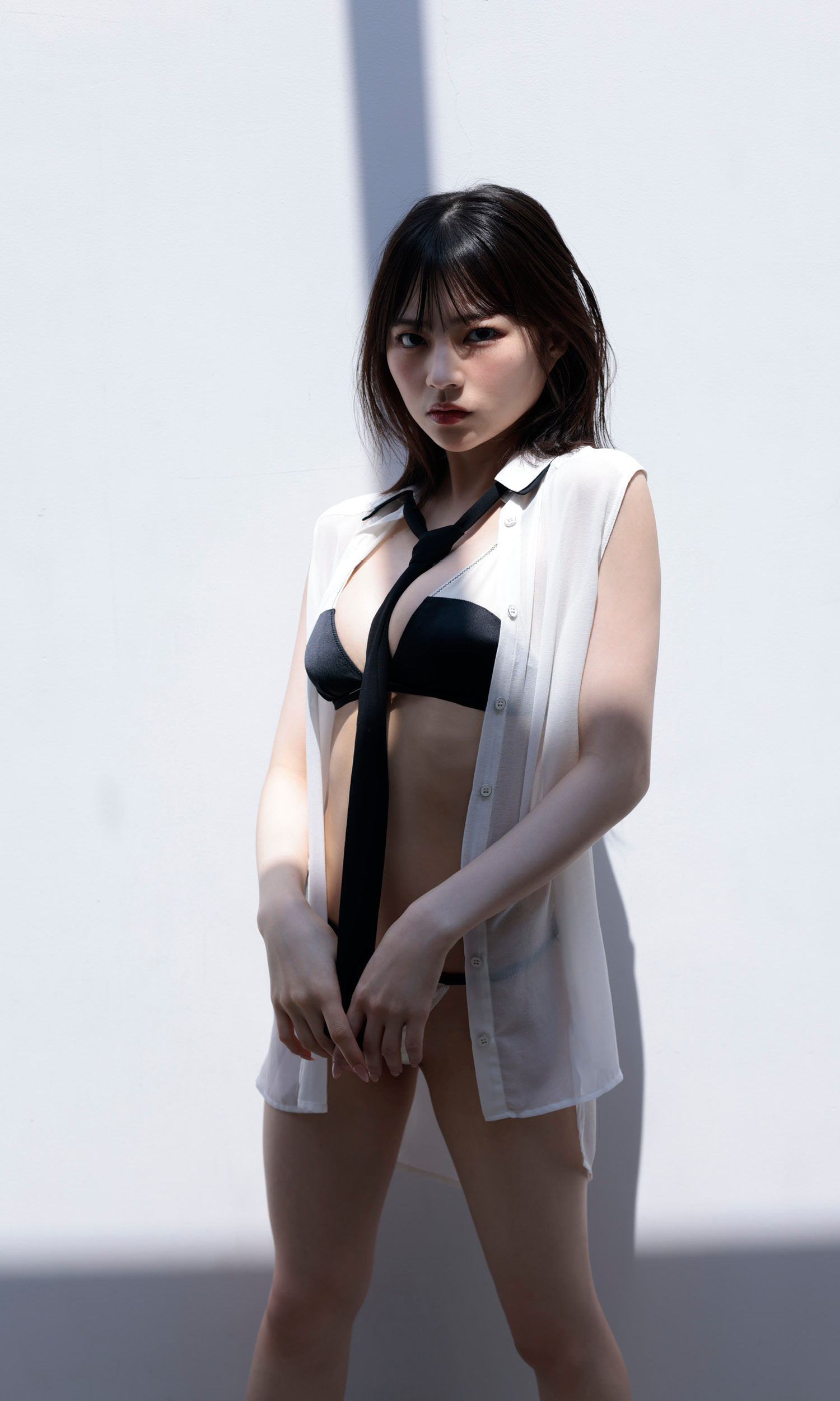 [Photobook] 2025.10.06【デジタル限定】宇咲写真集「荒野に咲く」