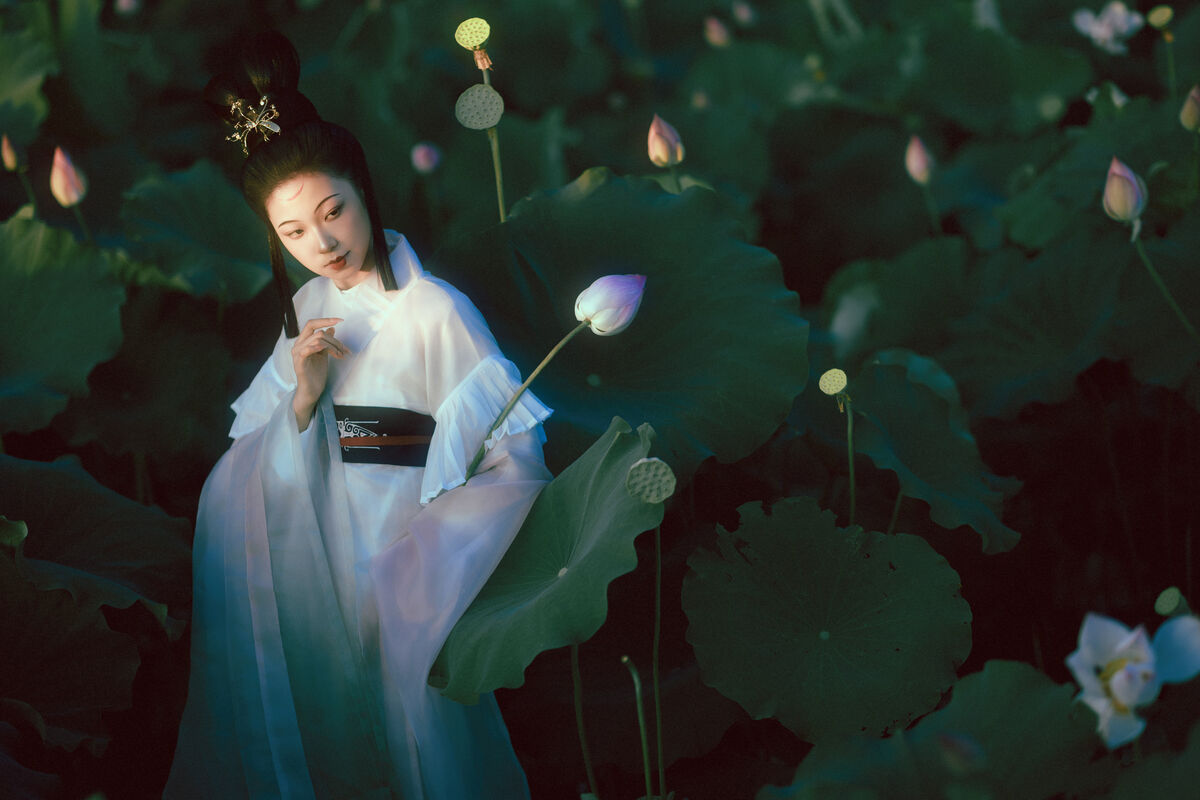 YiTuYu艺图语 Vol.10299 Han Han Ting