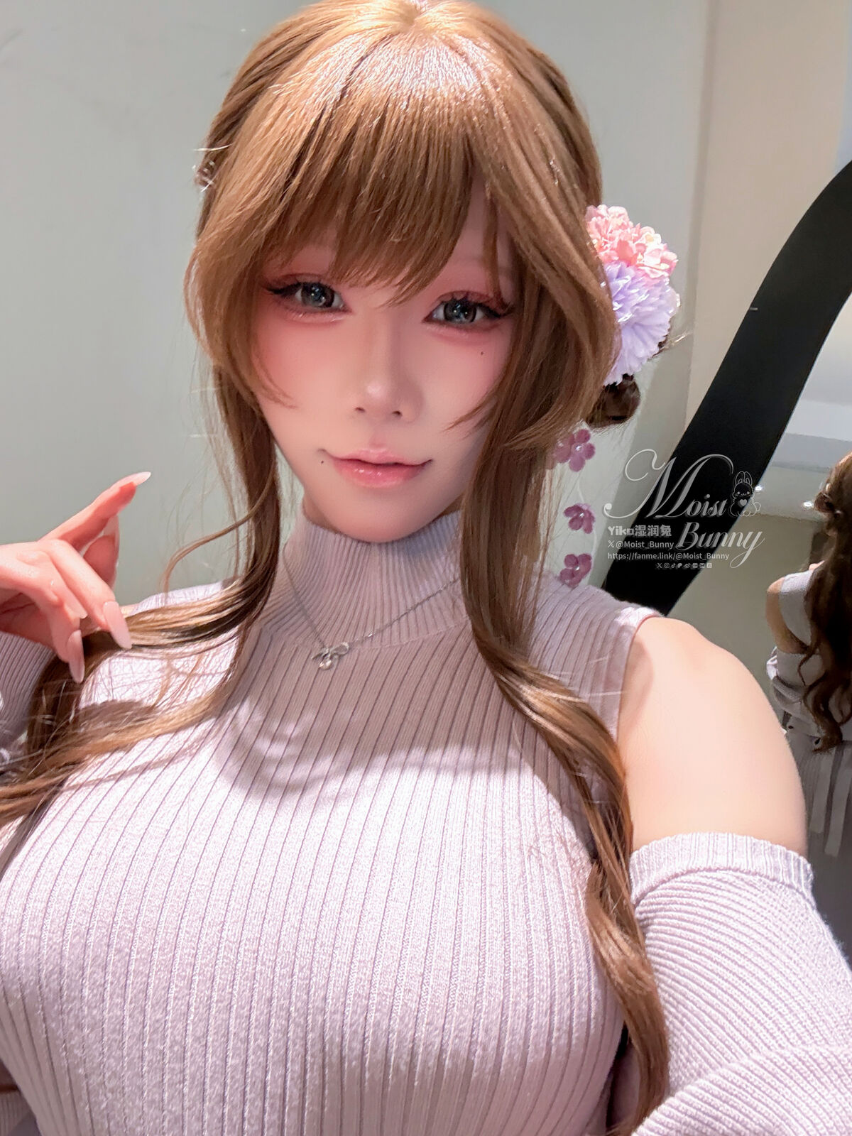Coser@黏黏团子兔 - 2601月作品 在丈夫身边 Part01