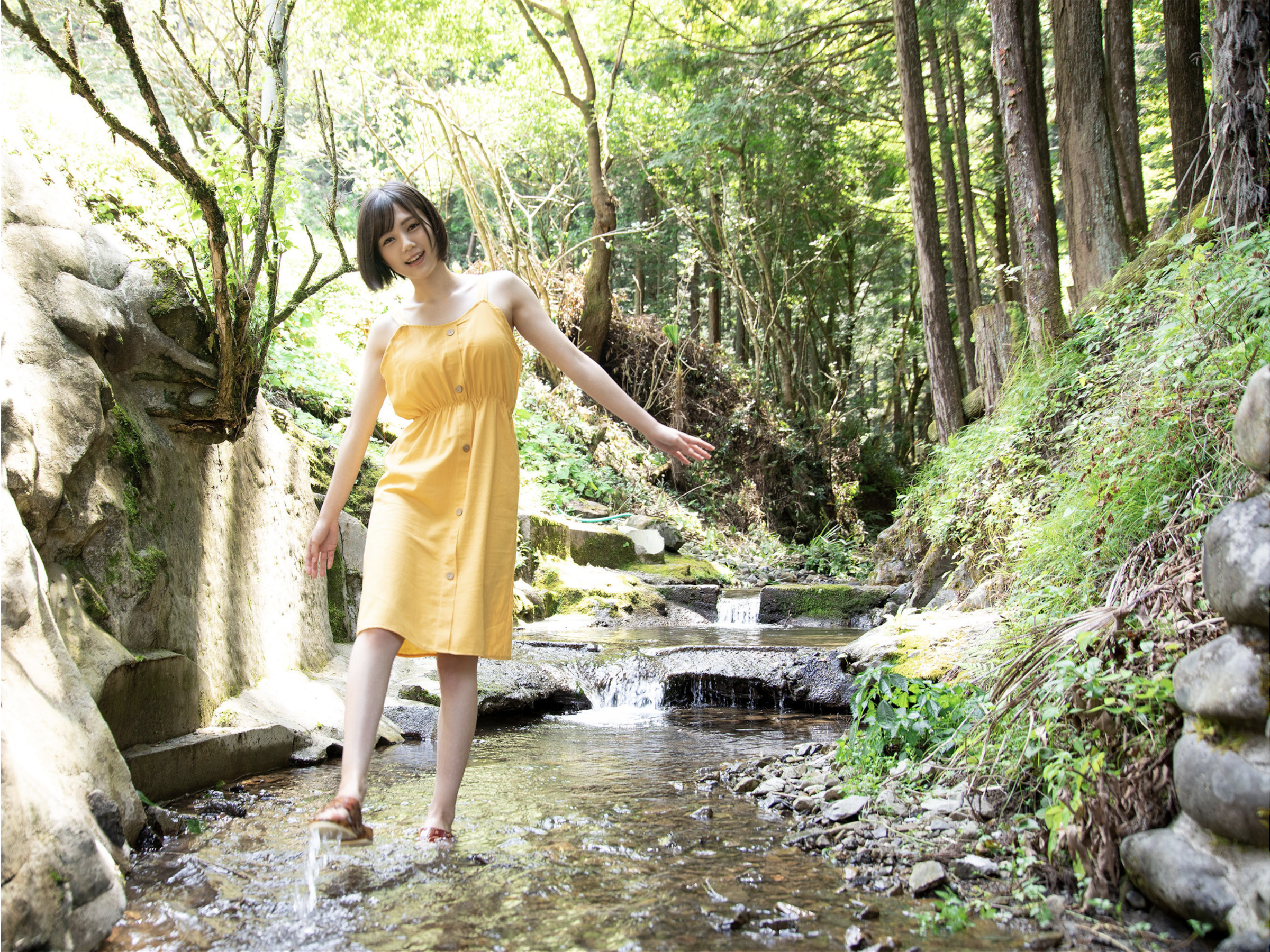 [Photobook] 涼森れむ 夏と涼む デジタル写真集