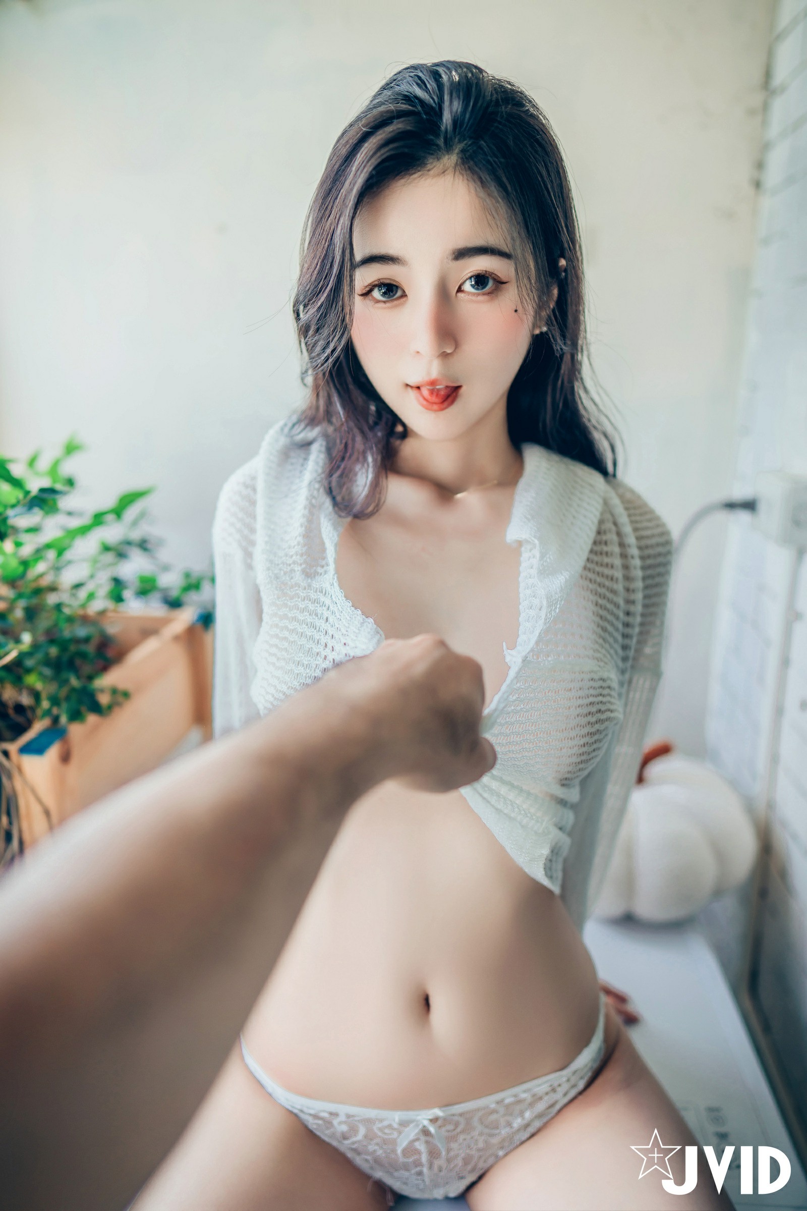 [JVID] 辰辰 – 巨乳嬌妻